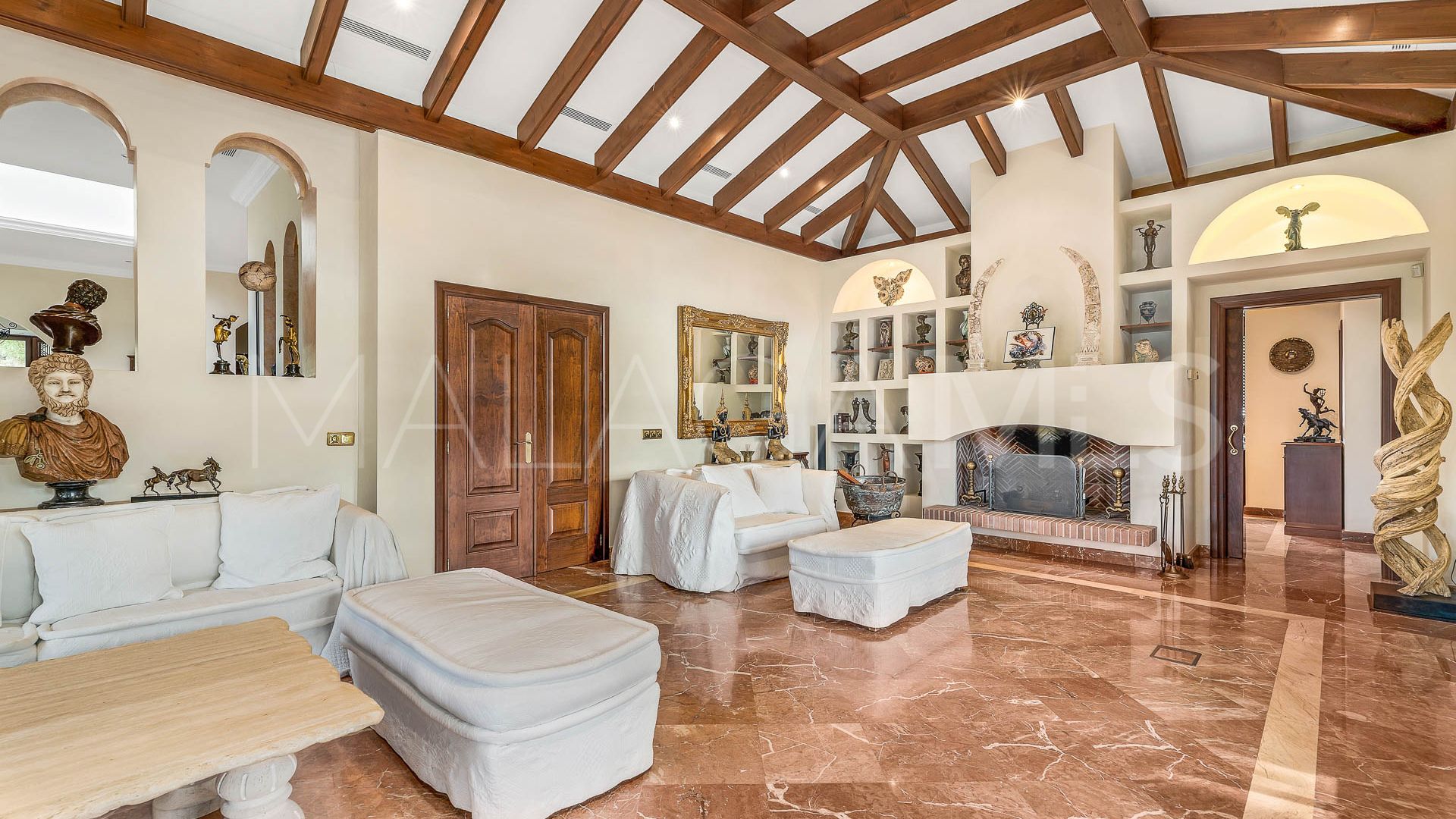 Villa for sale in La Zagaleta