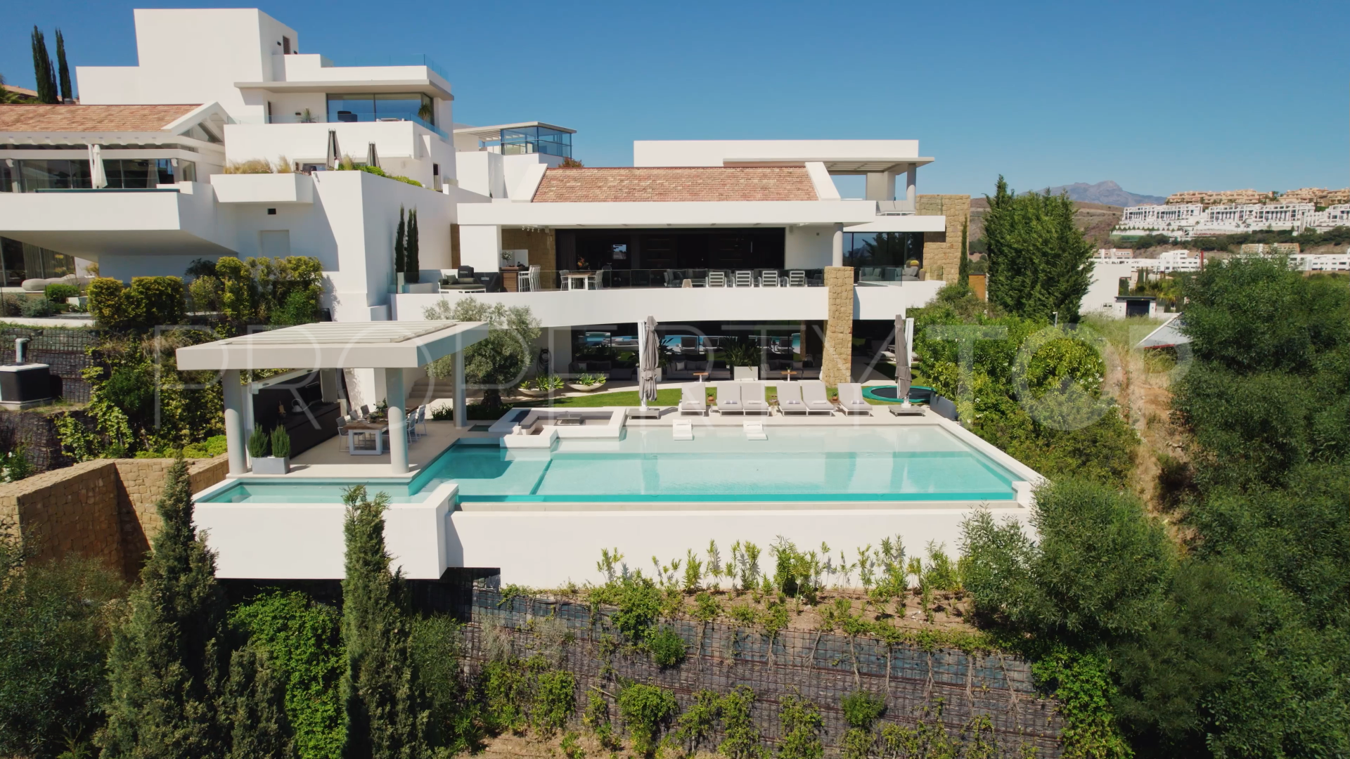 For sale villa in Los Flamingos Golf