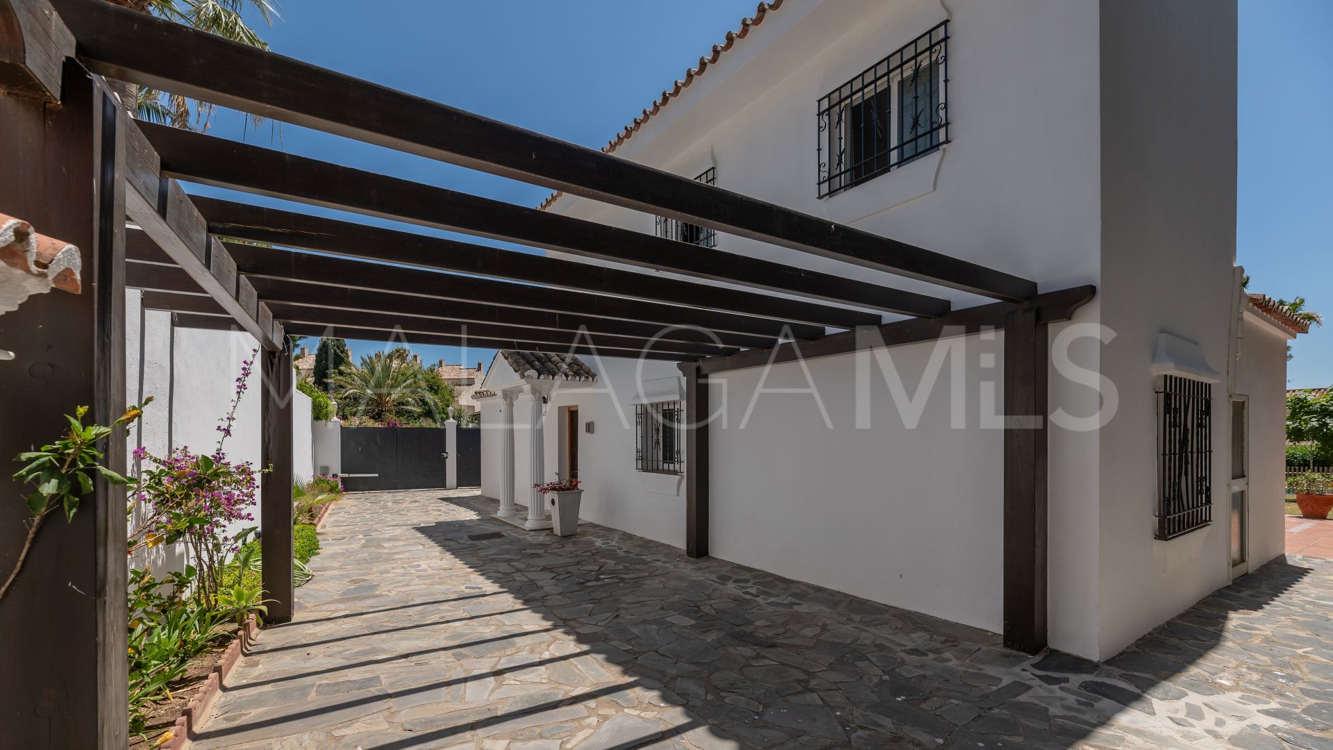 Villa for sale in El Rosario