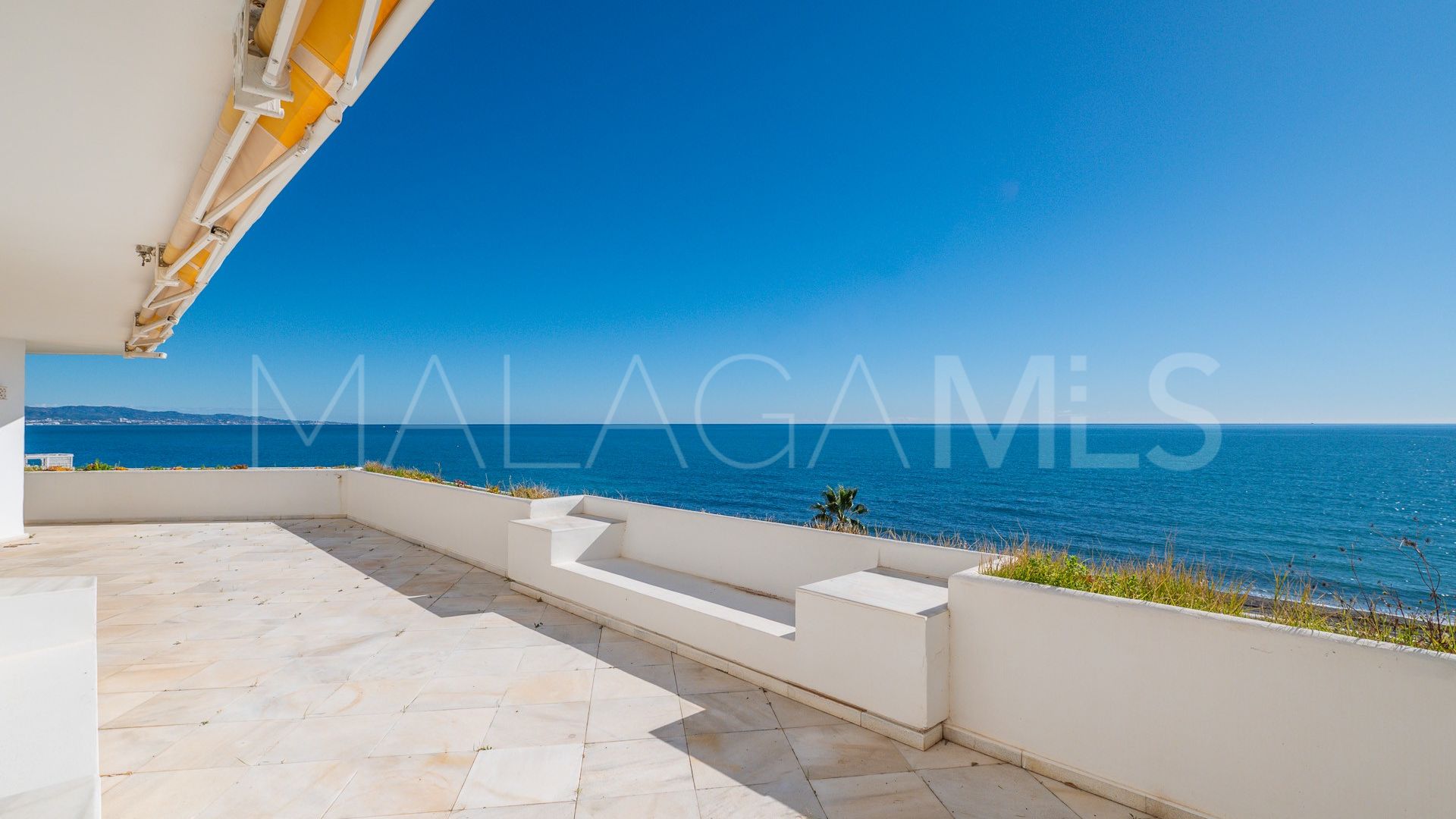 Atico duplex for sale in Guadalmina Baja