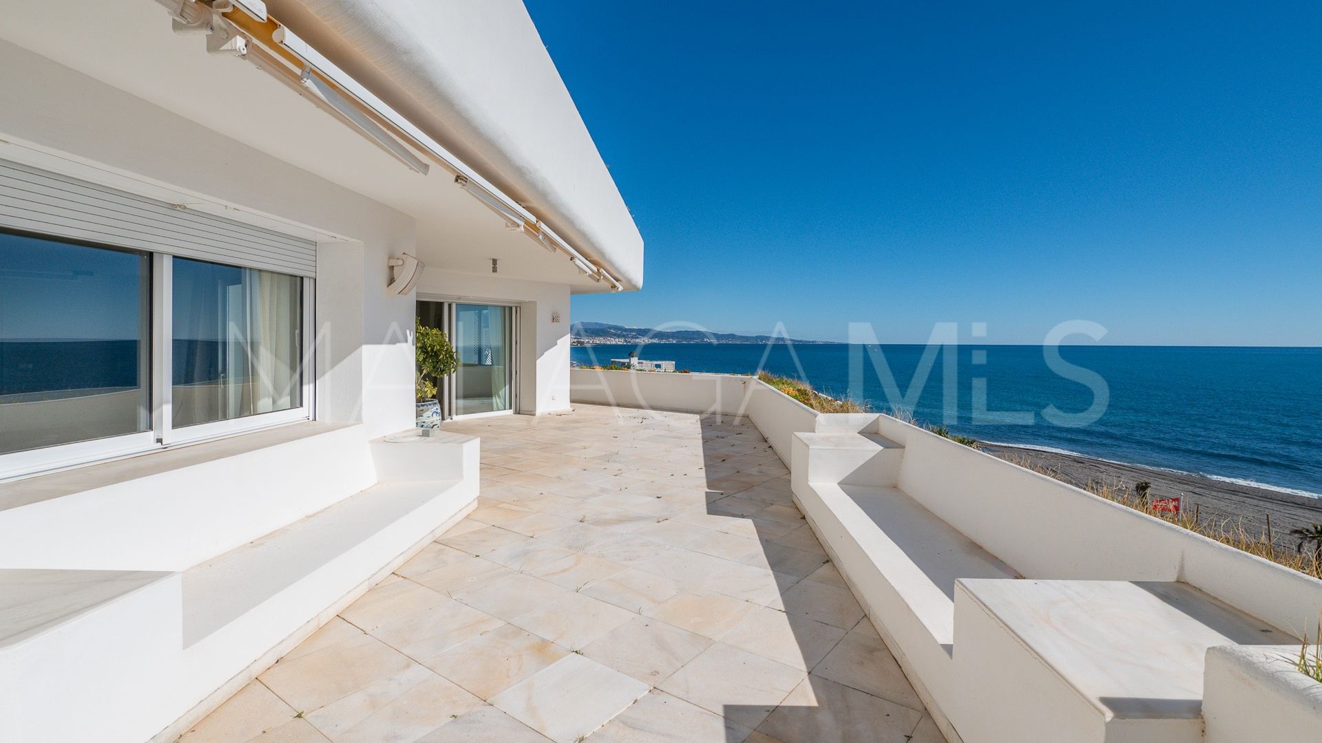Atico duplex for sale in Guadalmina Baja