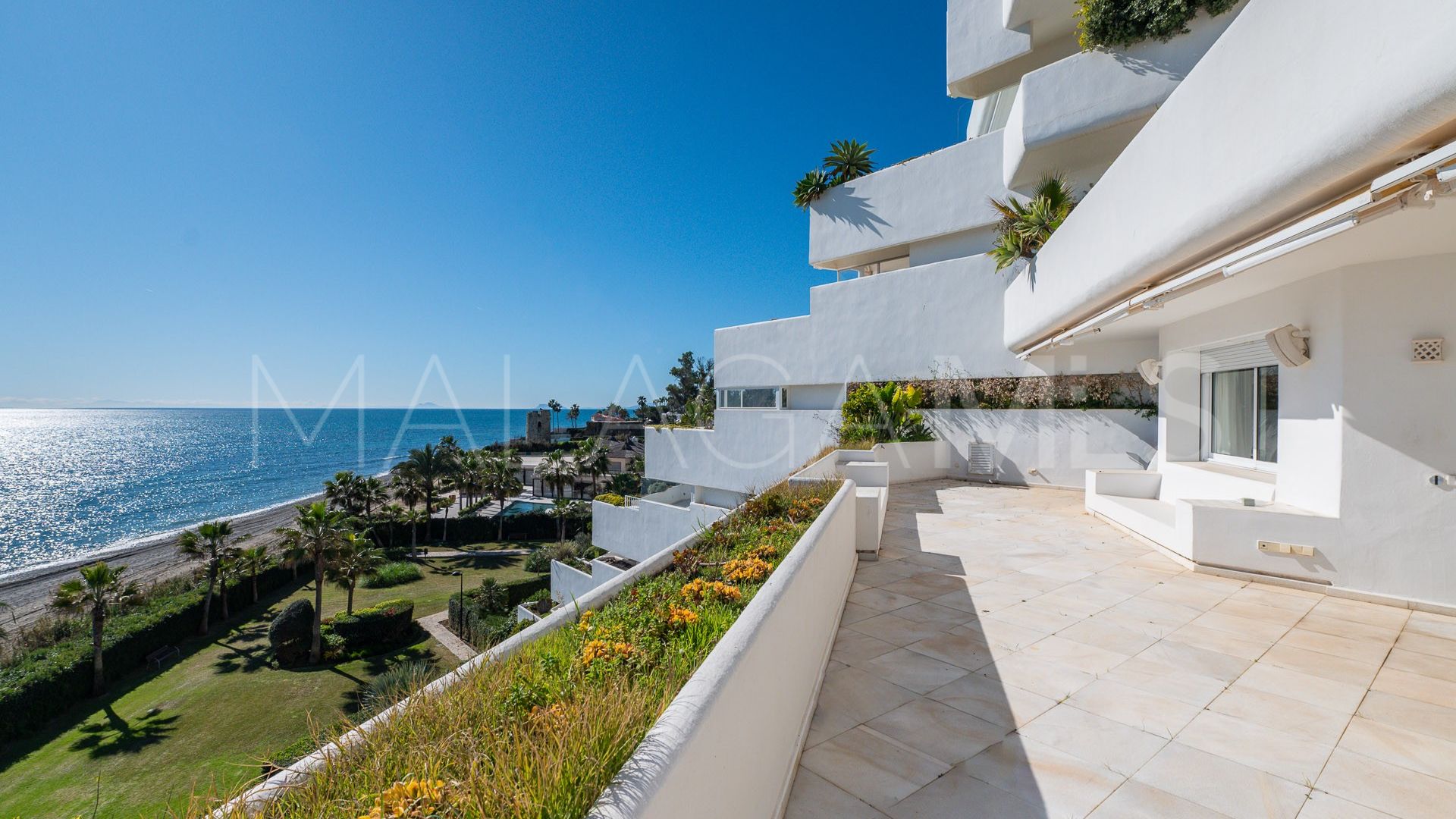 Atico duplex for sale in Guadalmina Baja