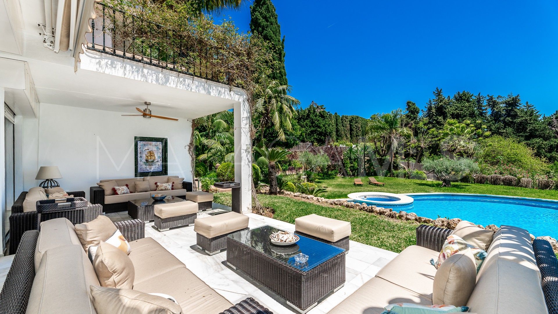 Las Lomas del Marbella Club, villa with 14 bedrooms for sale