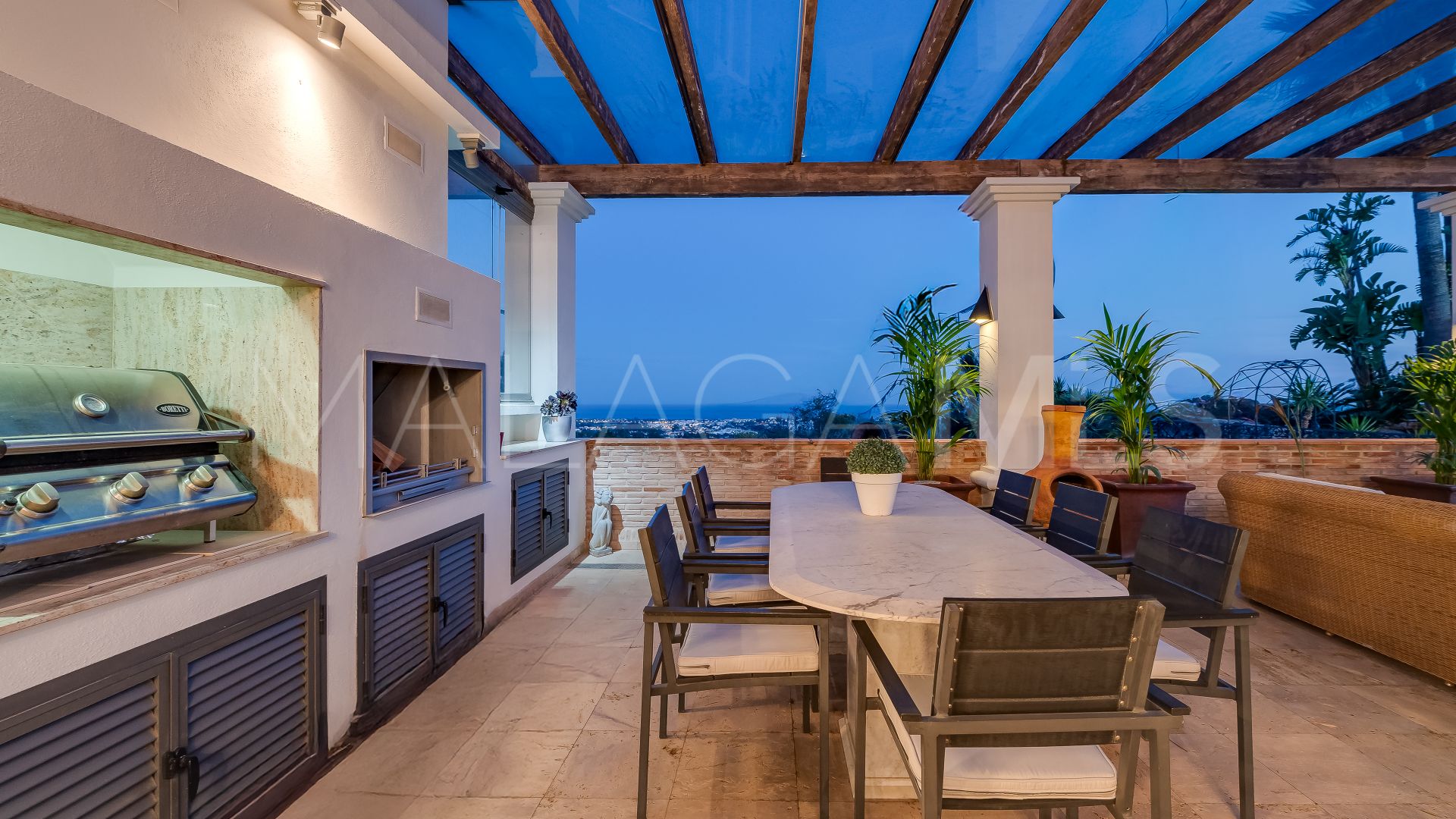 Villa for sale in Los Arqueros
