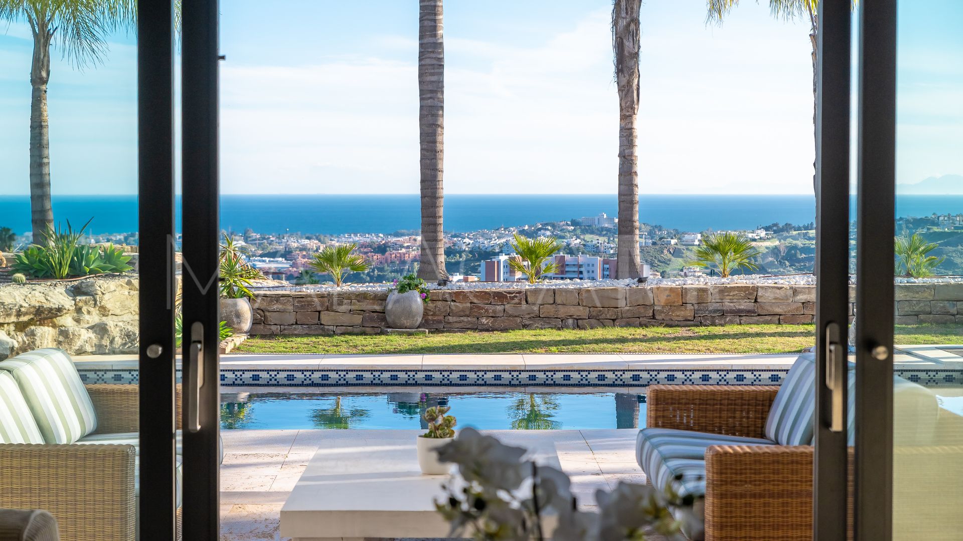 Villa for sale in Los Arqueros