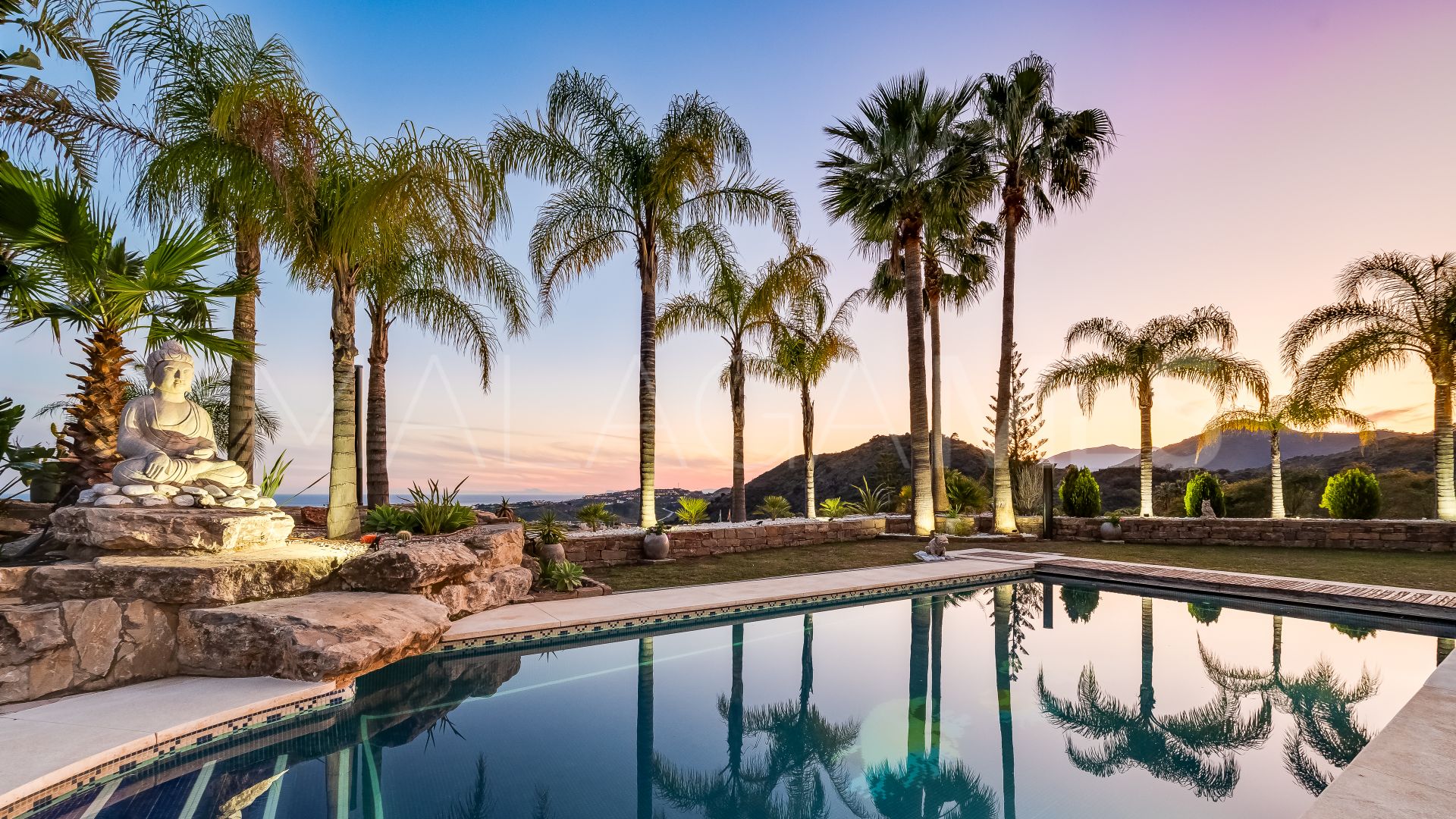 Villa for sale in Los Arqueros
