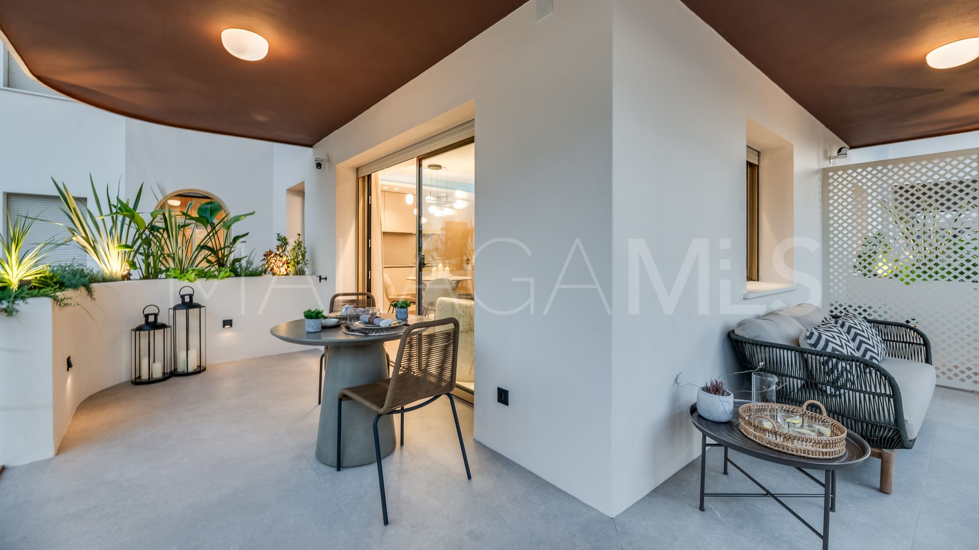 Wohnung for sale in Marbella - Puerto Banus