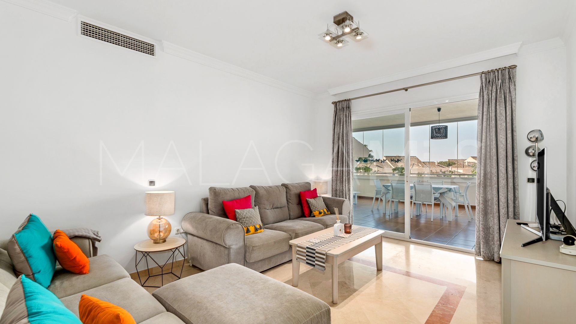 Appartement terrasse for sale in Elviria