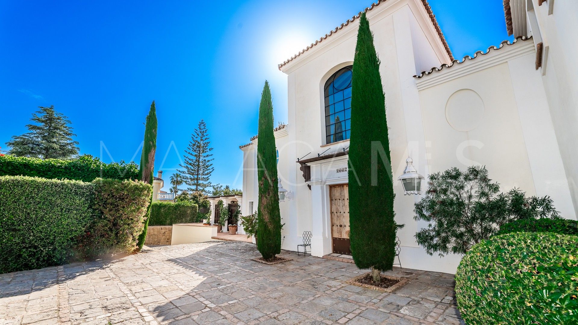 Villa for sale in Marbella Golden Mile with 5 bedrooms