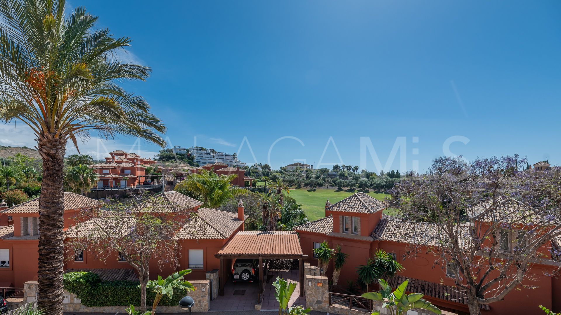 Maison de ville for sale in Los Monteros