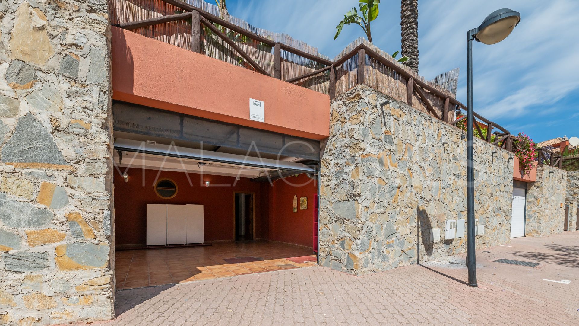 Town house for sale in Los Monteros