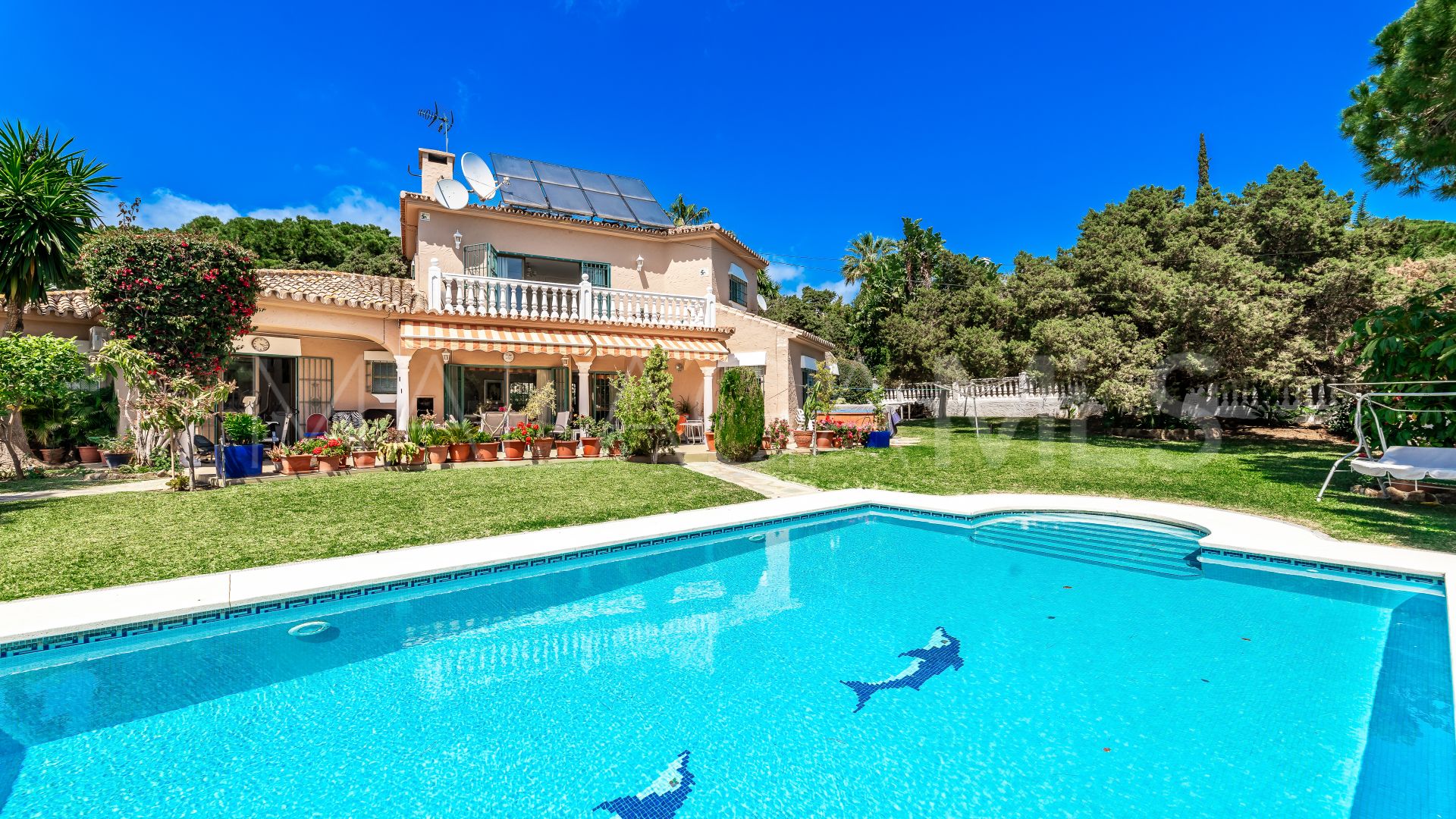 Villa for sale in Marbesa