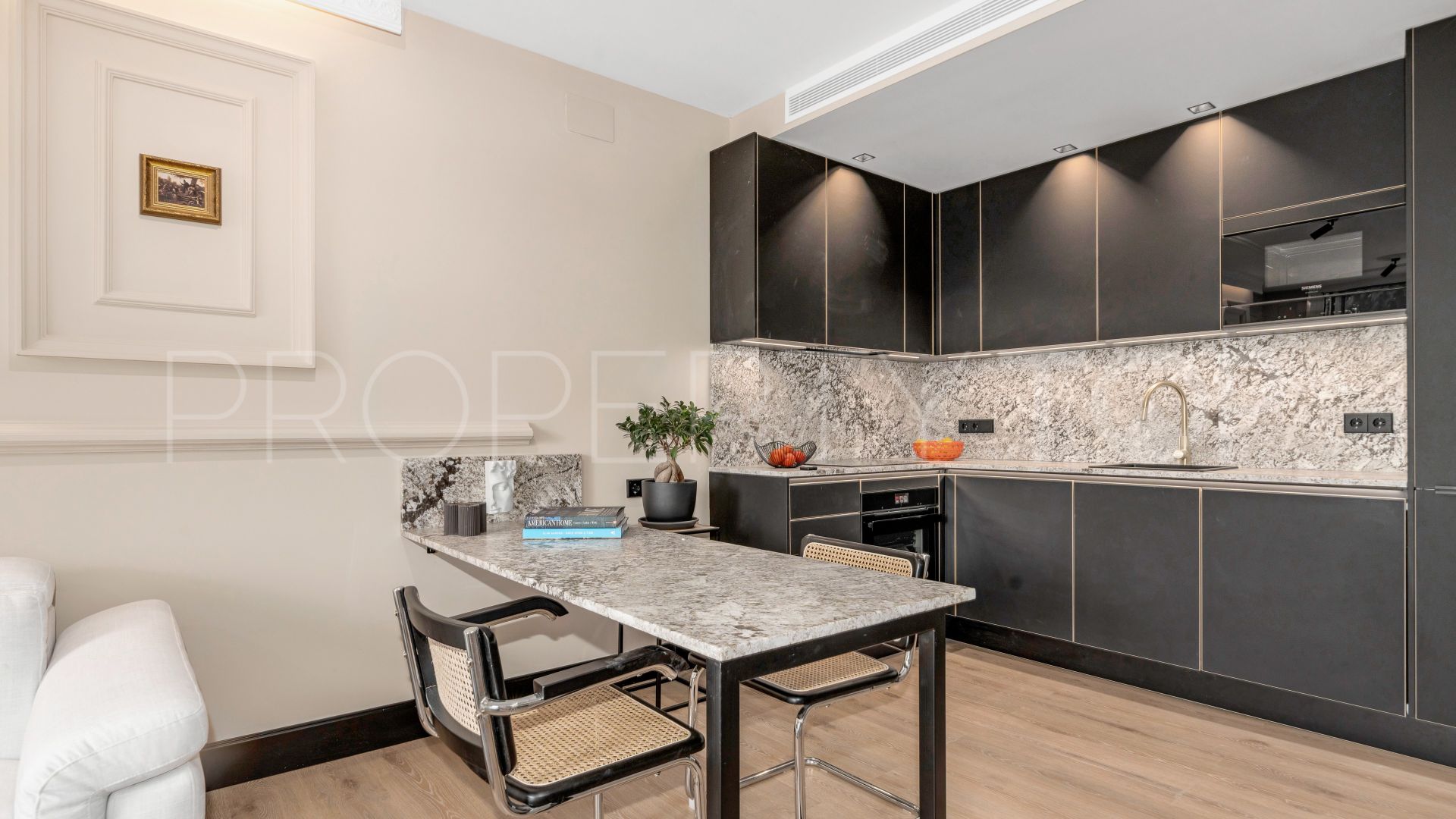 1 bedroom Puente Romano apartment for sale