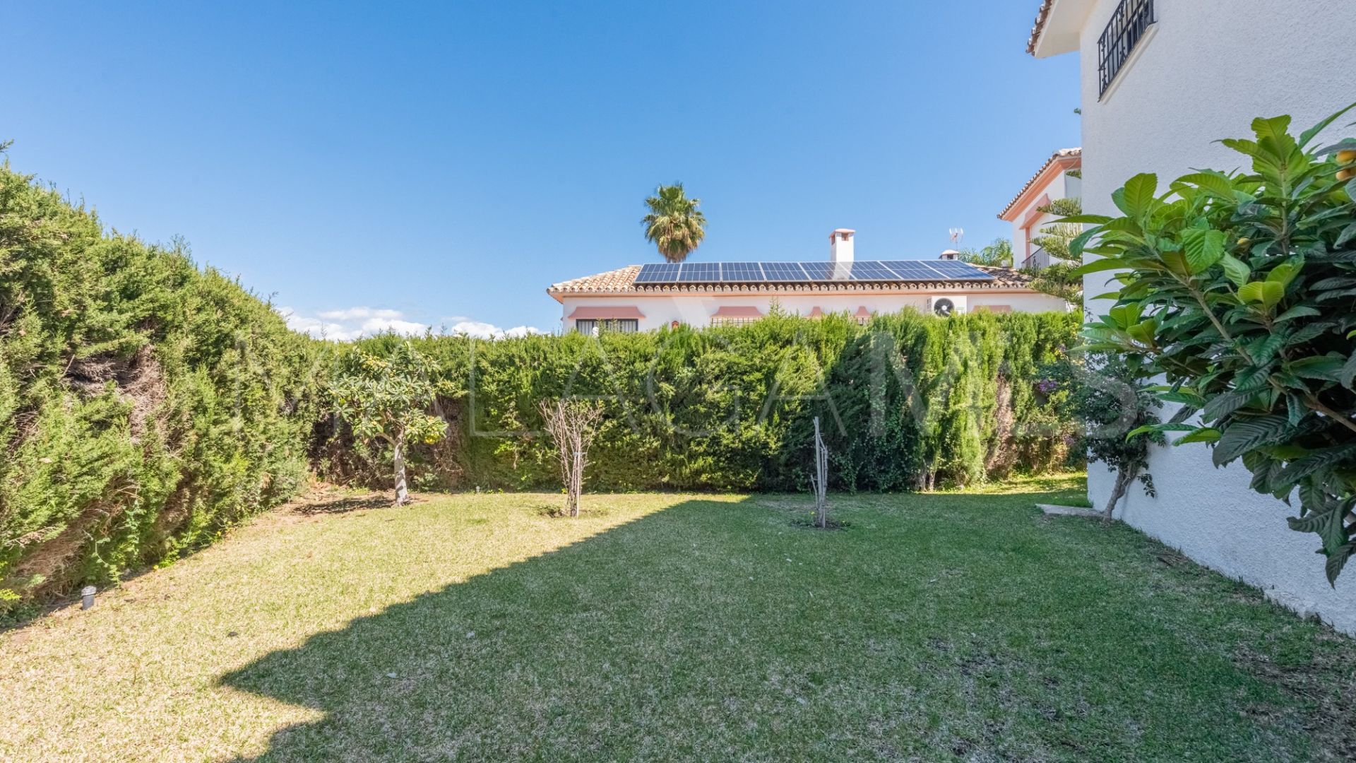 Villa for sale in Guadalmina Alta