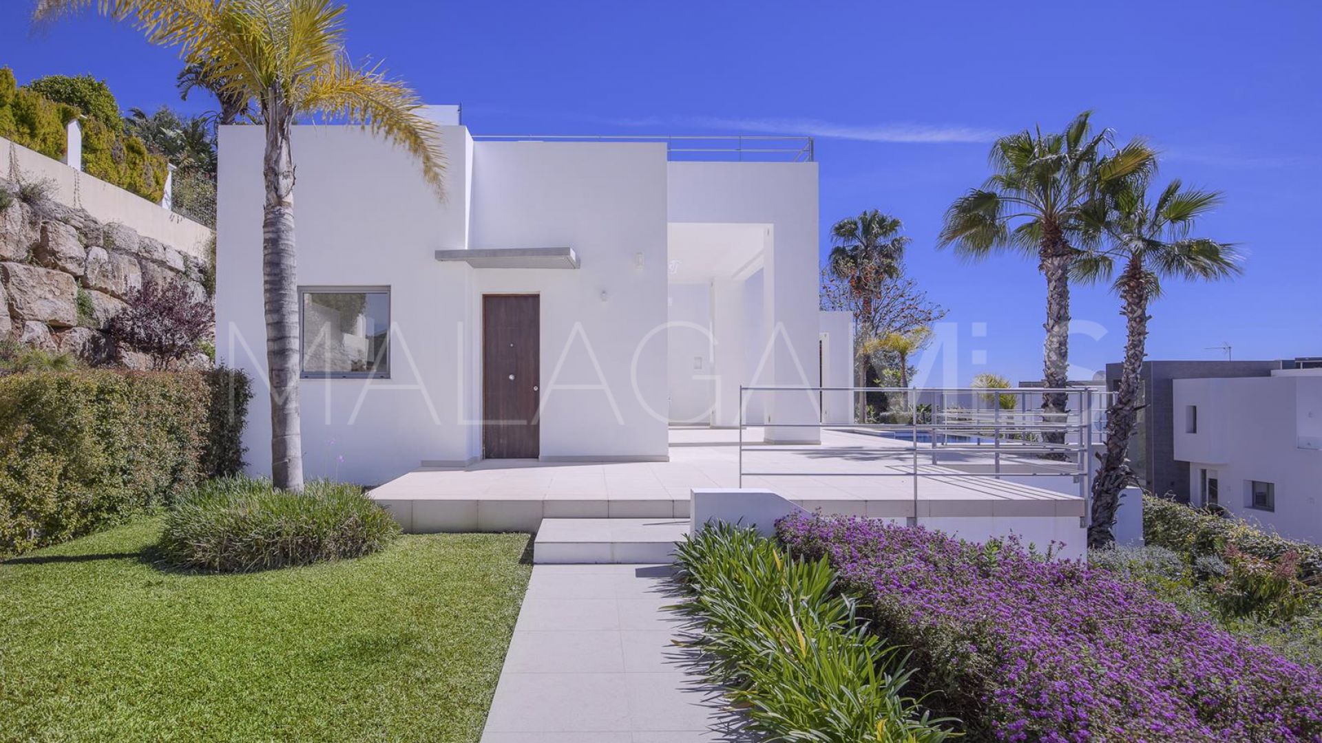 Villa for sale in Puerto del Almendro