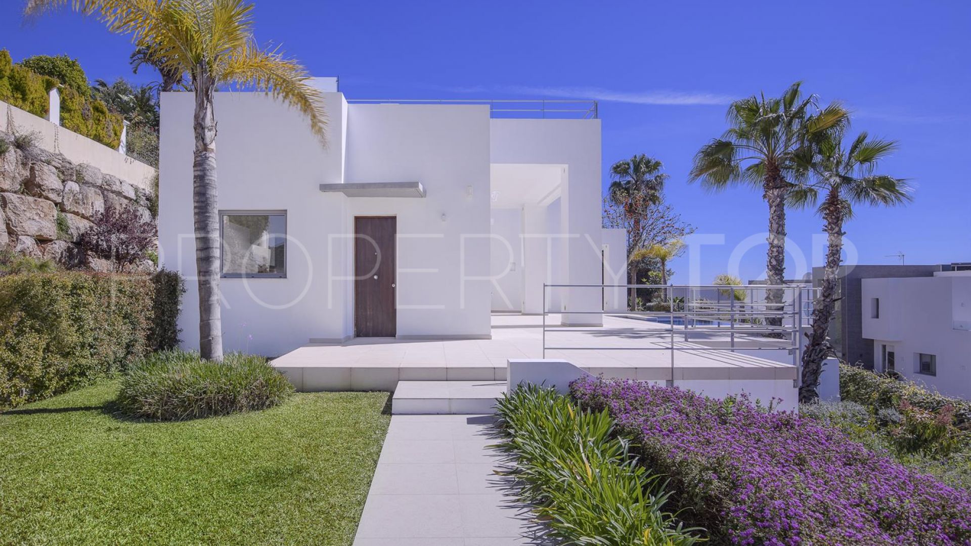 4 bedrooms villa in Puerto del Almendro for sale