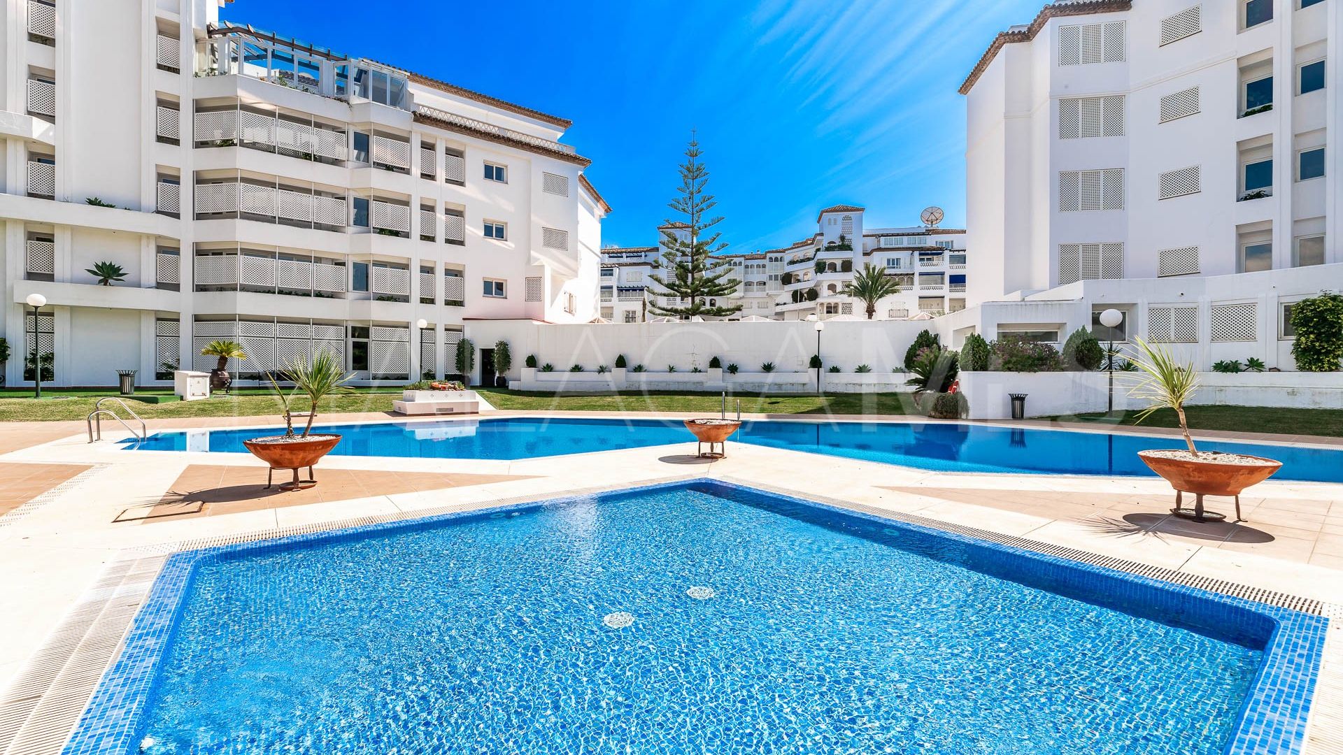 Doppelhaus for sale in Marbella - Puerto Banus