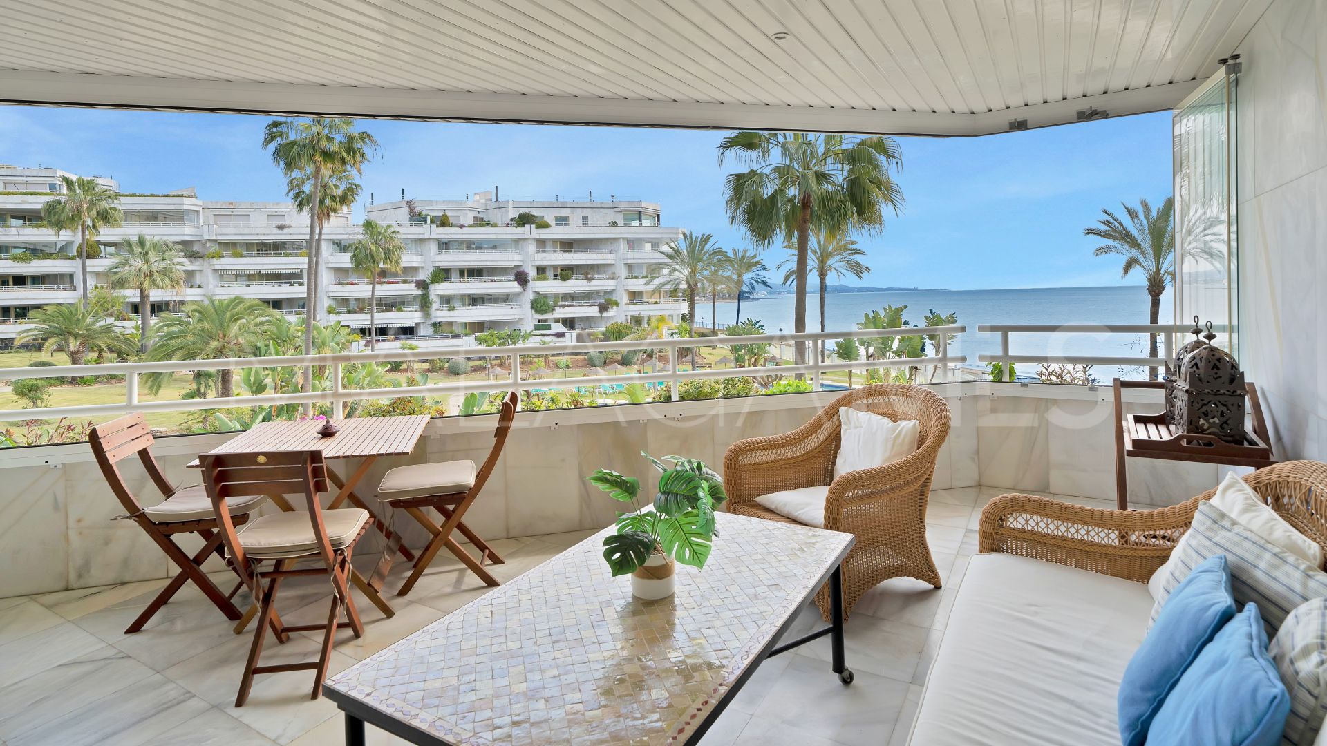 For sale apartment with 2 bedrooms in Beach Side Golden Mile