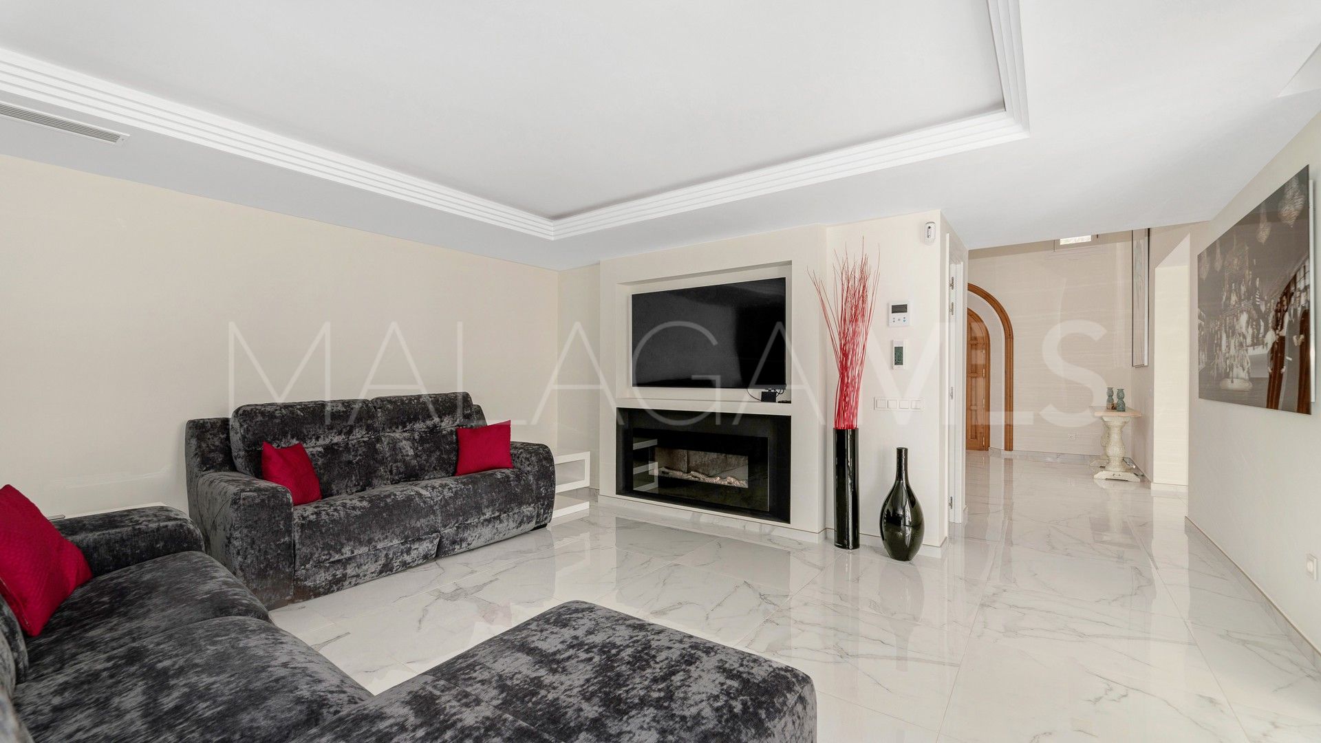 Villa for sale in Paraiso Alto
