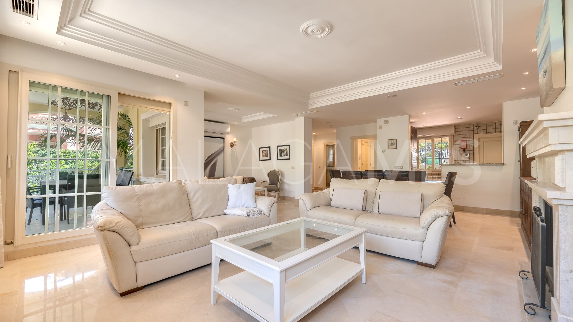 Se vende villa in Marbella - Puerto Banus de 8 bedrooms