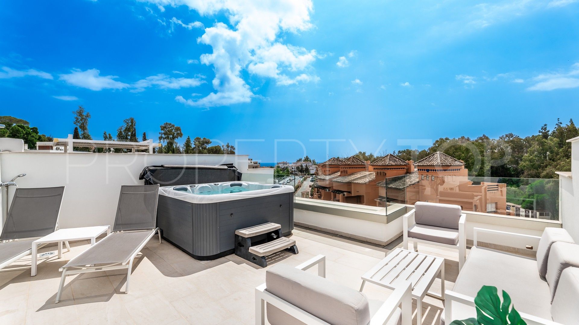 Town house for sale in Marbella Senses