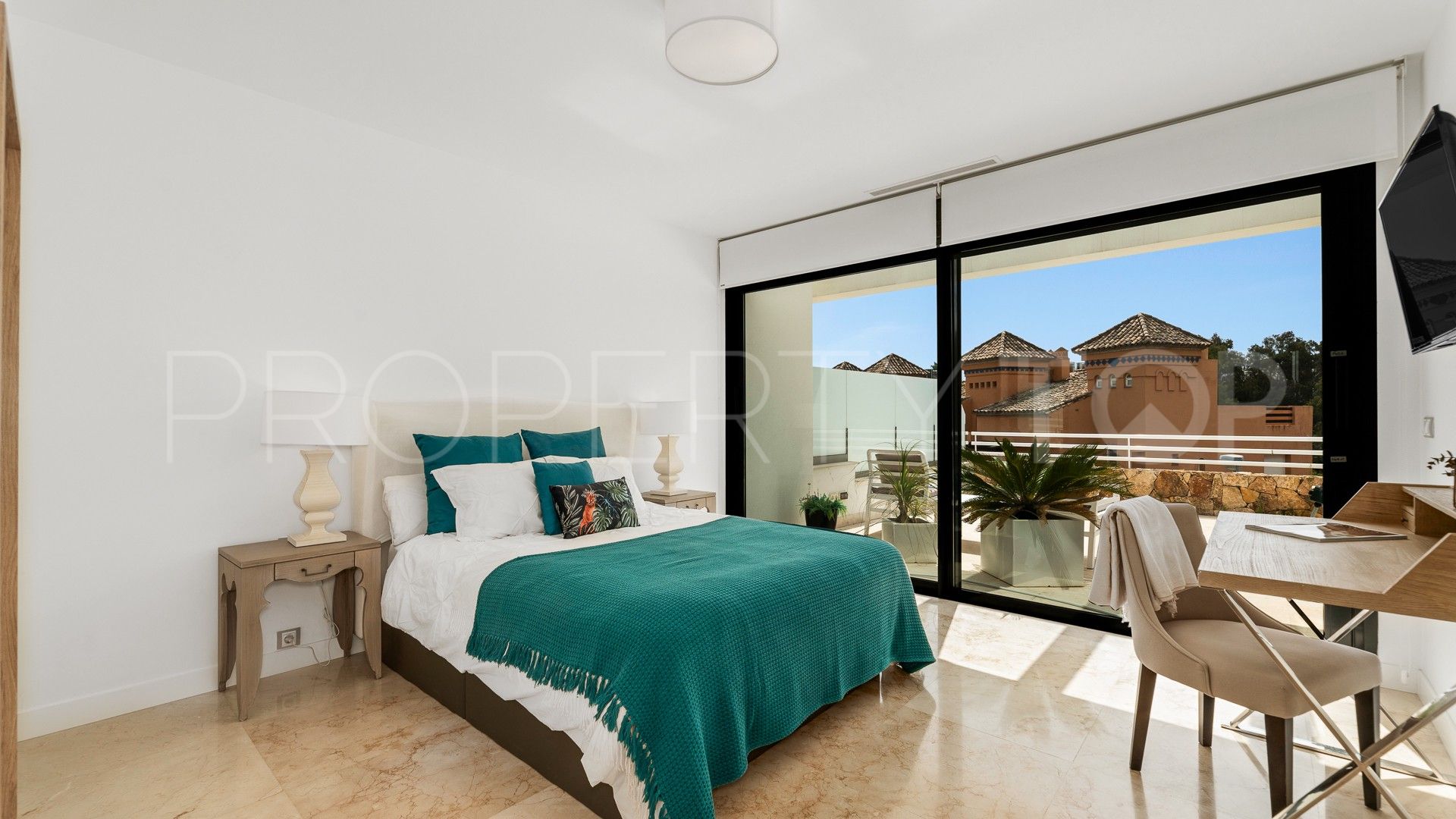 Town house for sale in Marbella Senses