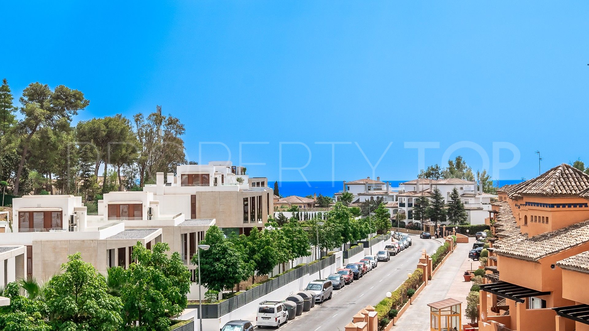 Town house for sale in Marbella Golden Mile