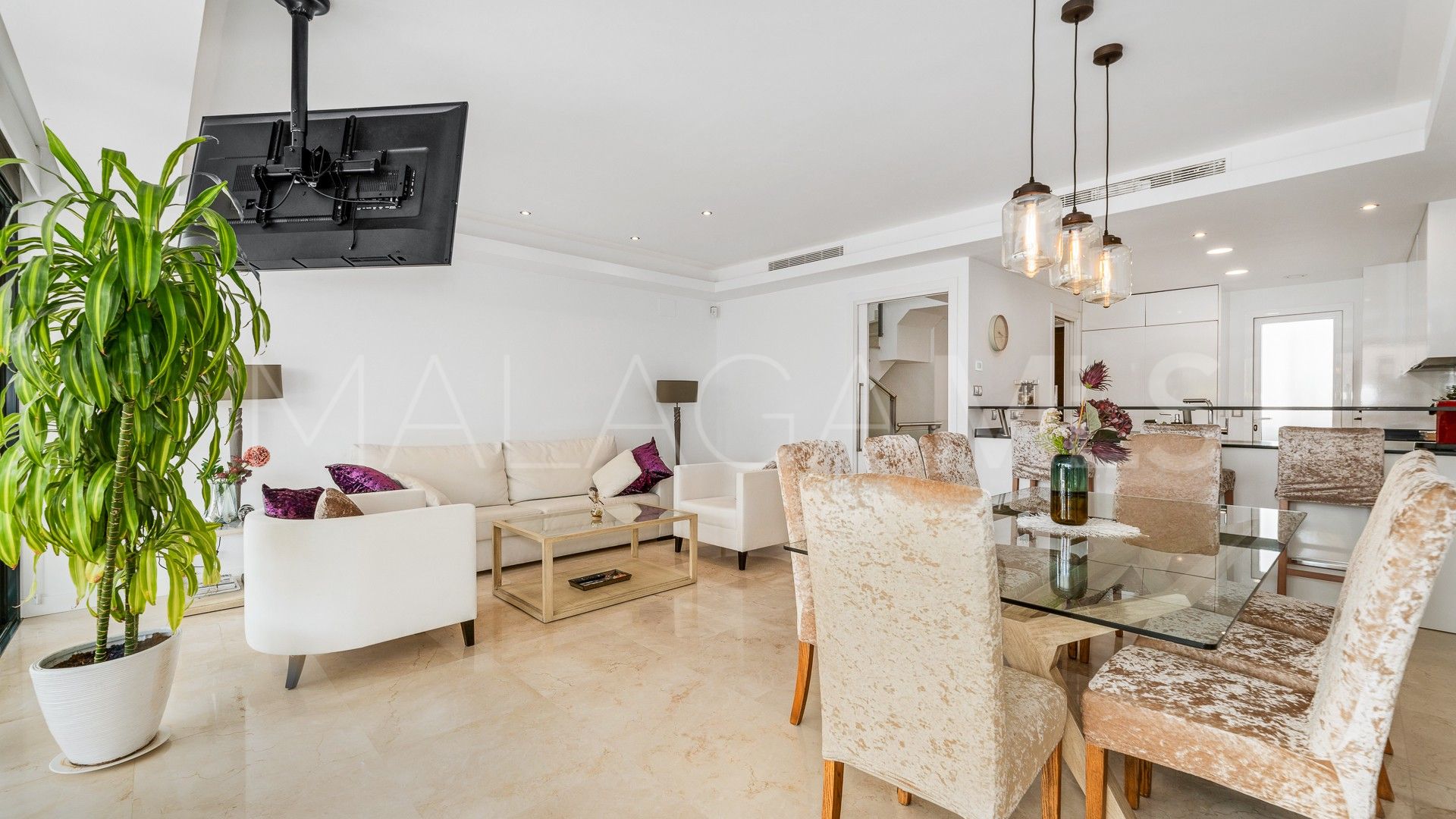 Maison de ville for sale in Marbella Senses