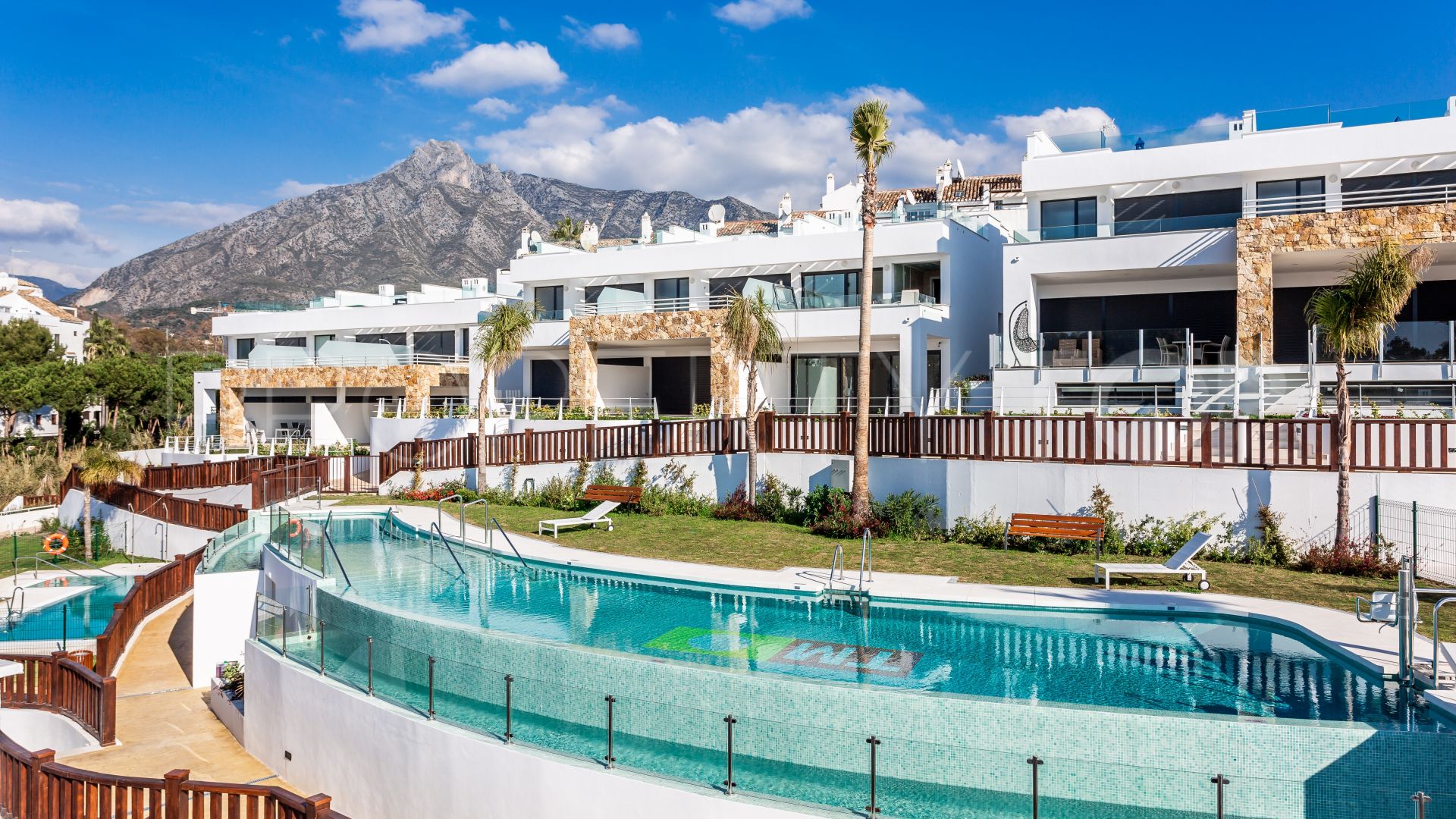 Marbella Golden Mile, adosado en venta