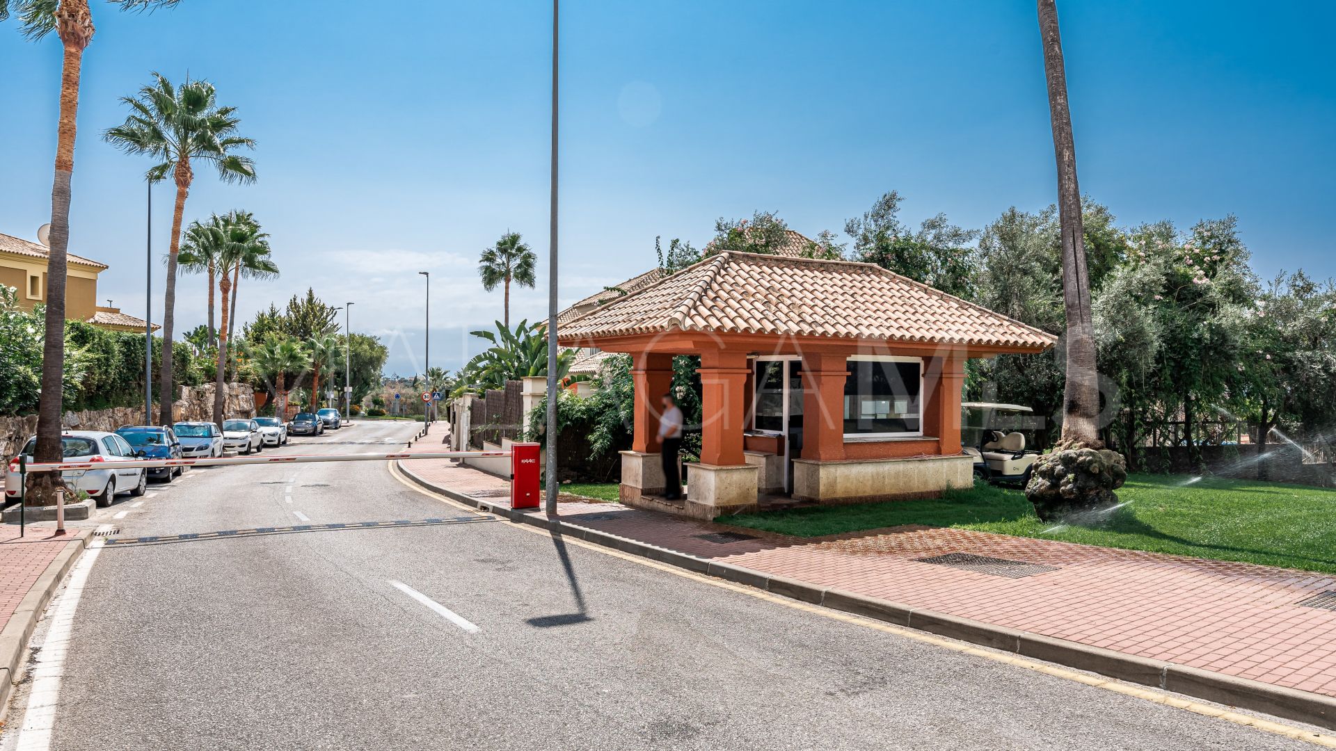 Maison de ville for sale in Los Monteros