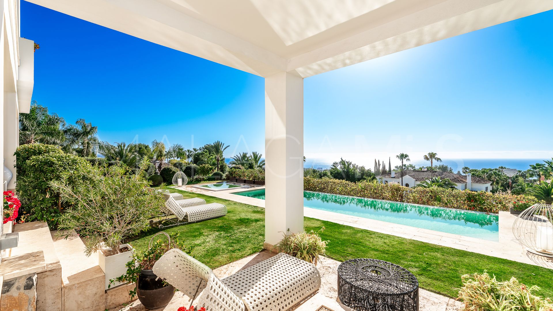 Villa for sale in Sierra Blanca