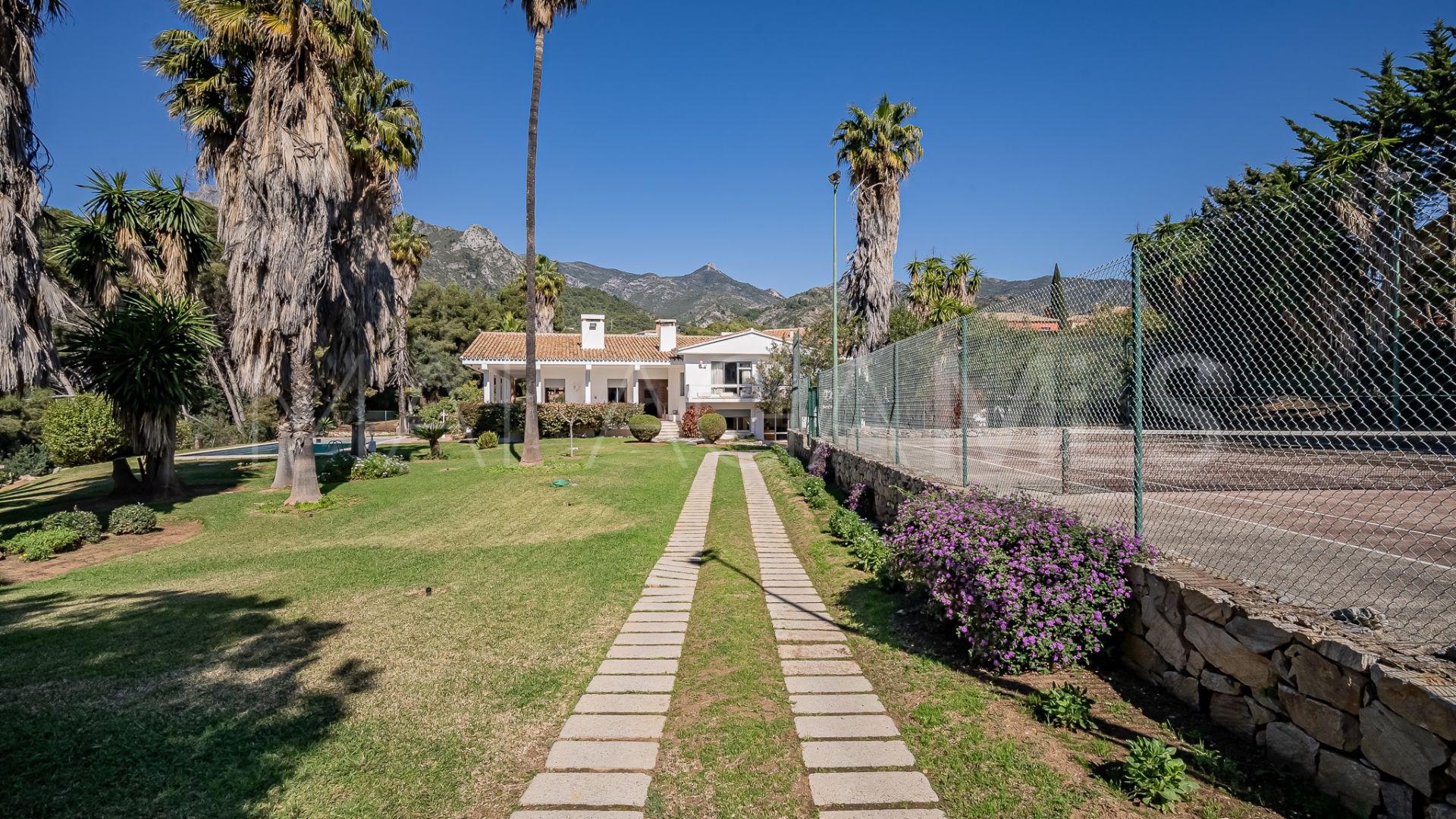 Marbella City villa for sale