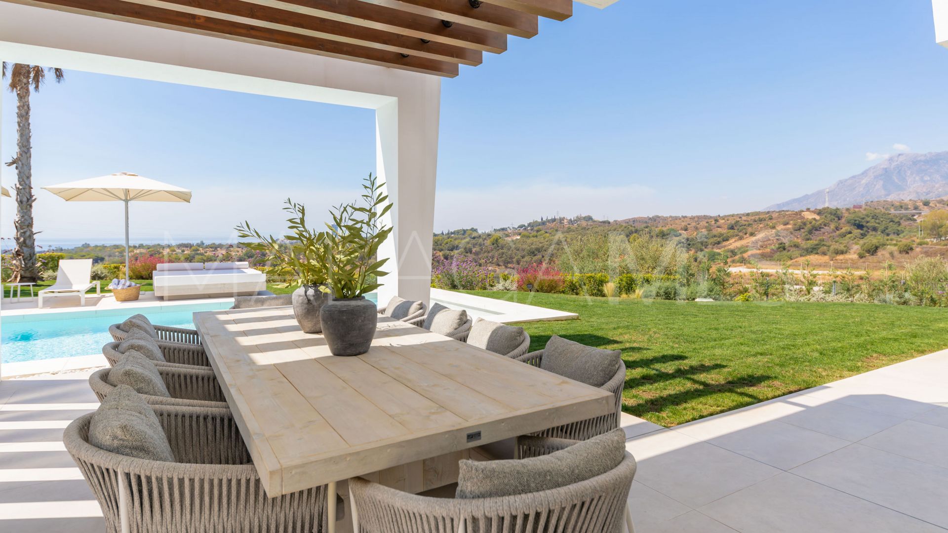 Se vende villa de 5 bedrooms in Los Monteros