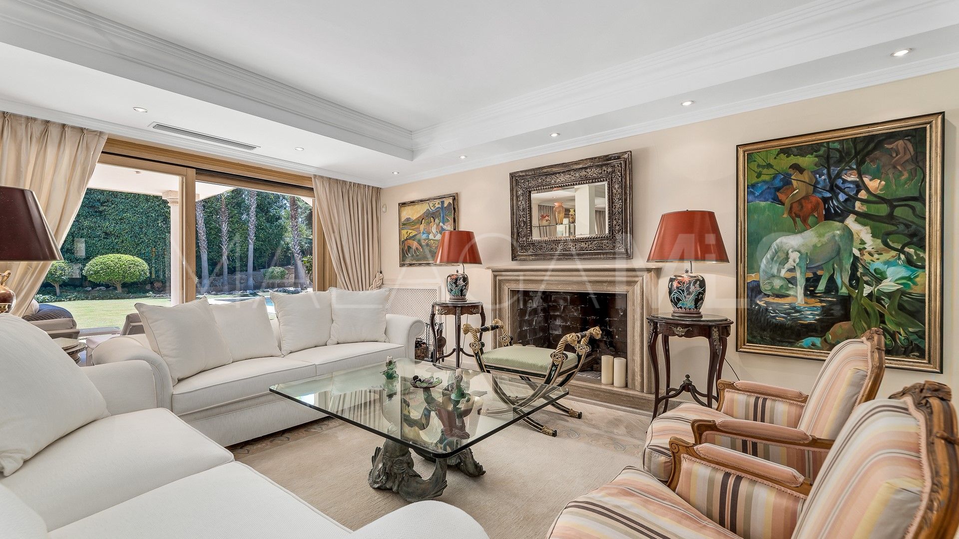 4 bedrooms villa for sale in Nueva Andalucia