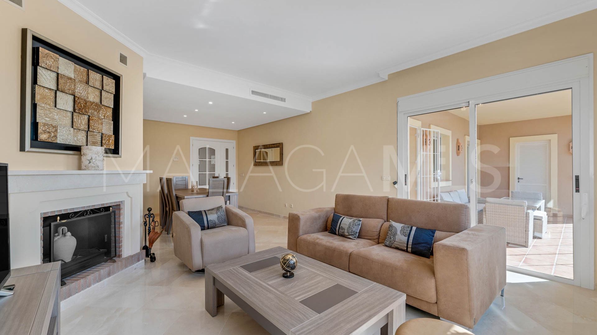 For sale apartment in Altos de Elviria