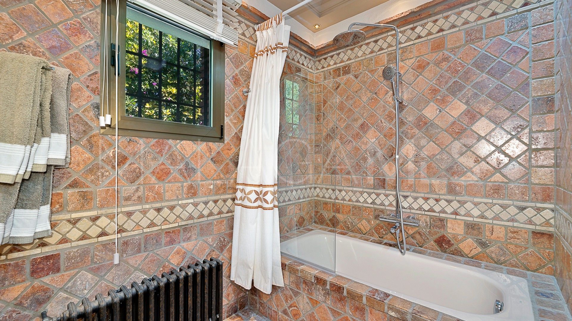 For sale El Rosario 4 bedrooms villa
