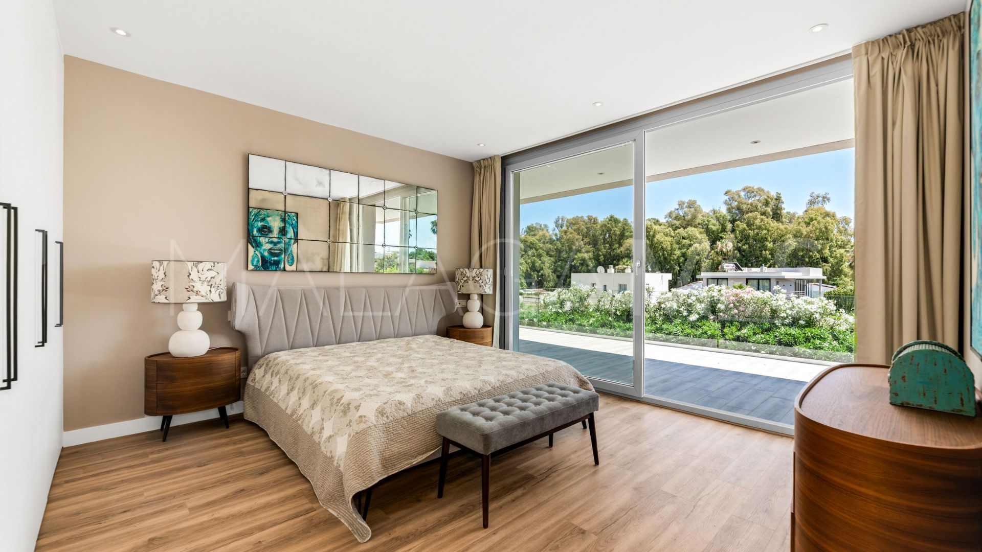 5 bedrooms villa for sale in San Pedro Playa