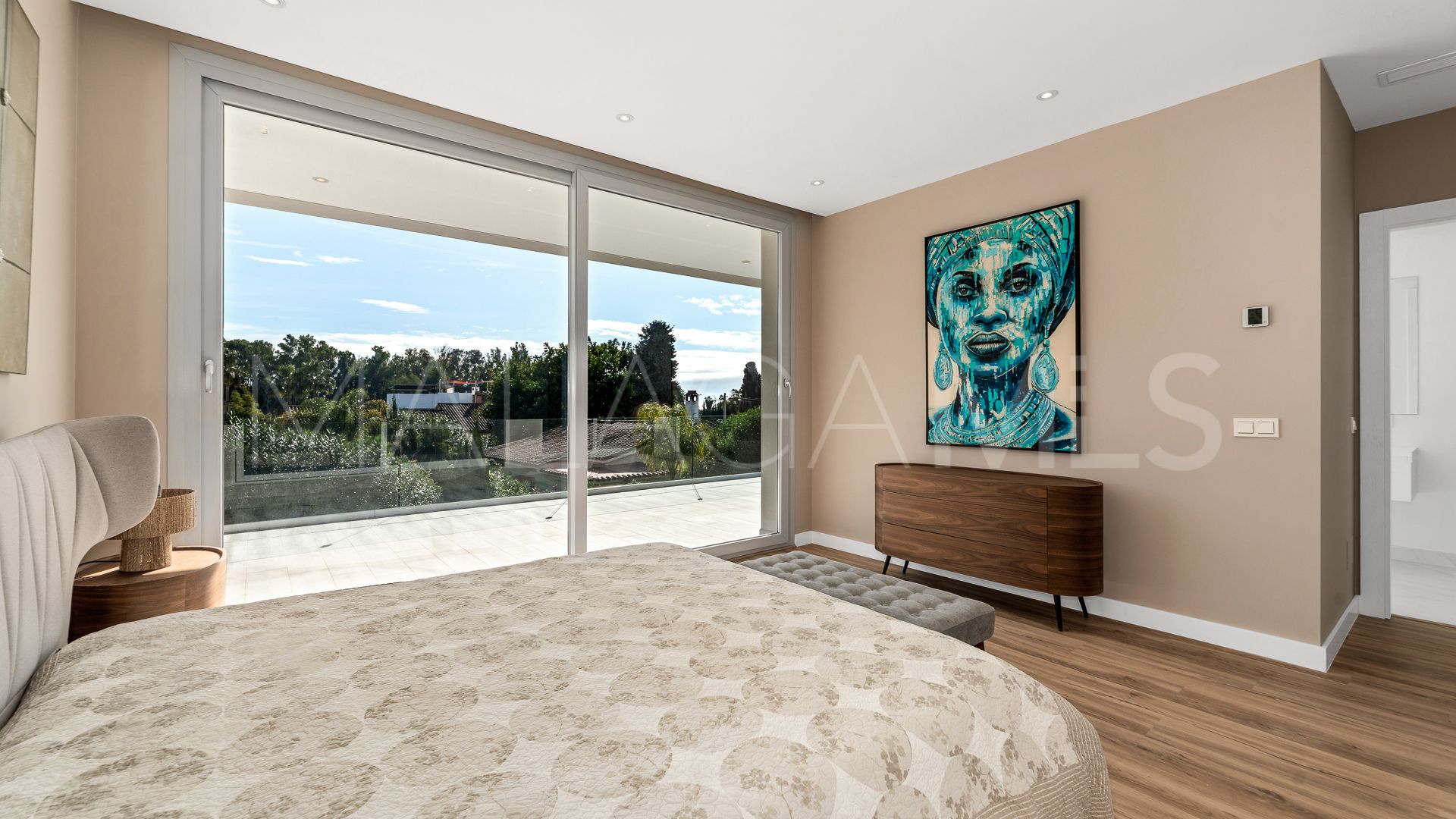 Villa for sale in San Pedro Playa