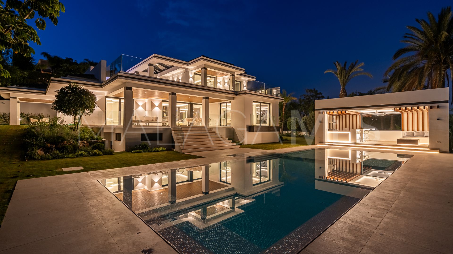 Villa for sale in Los Flamingos Golf