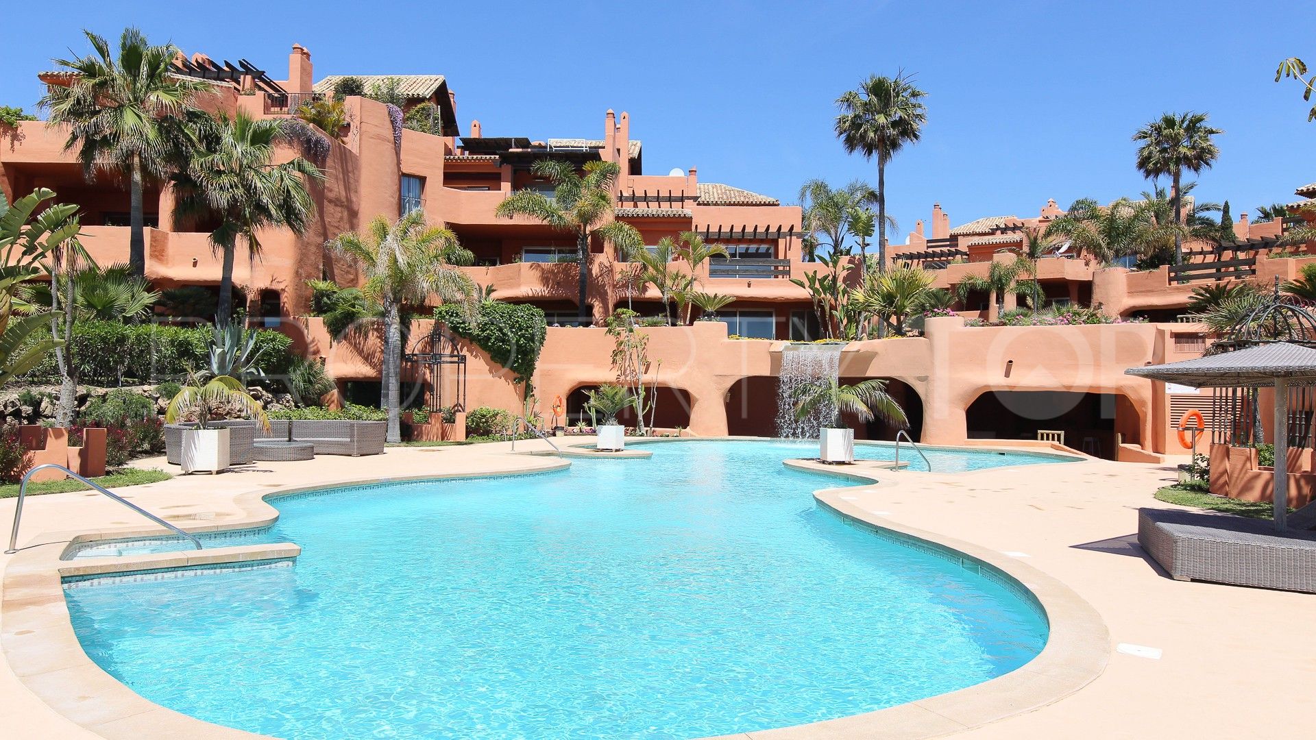 For sale penthouse in Los Monteros