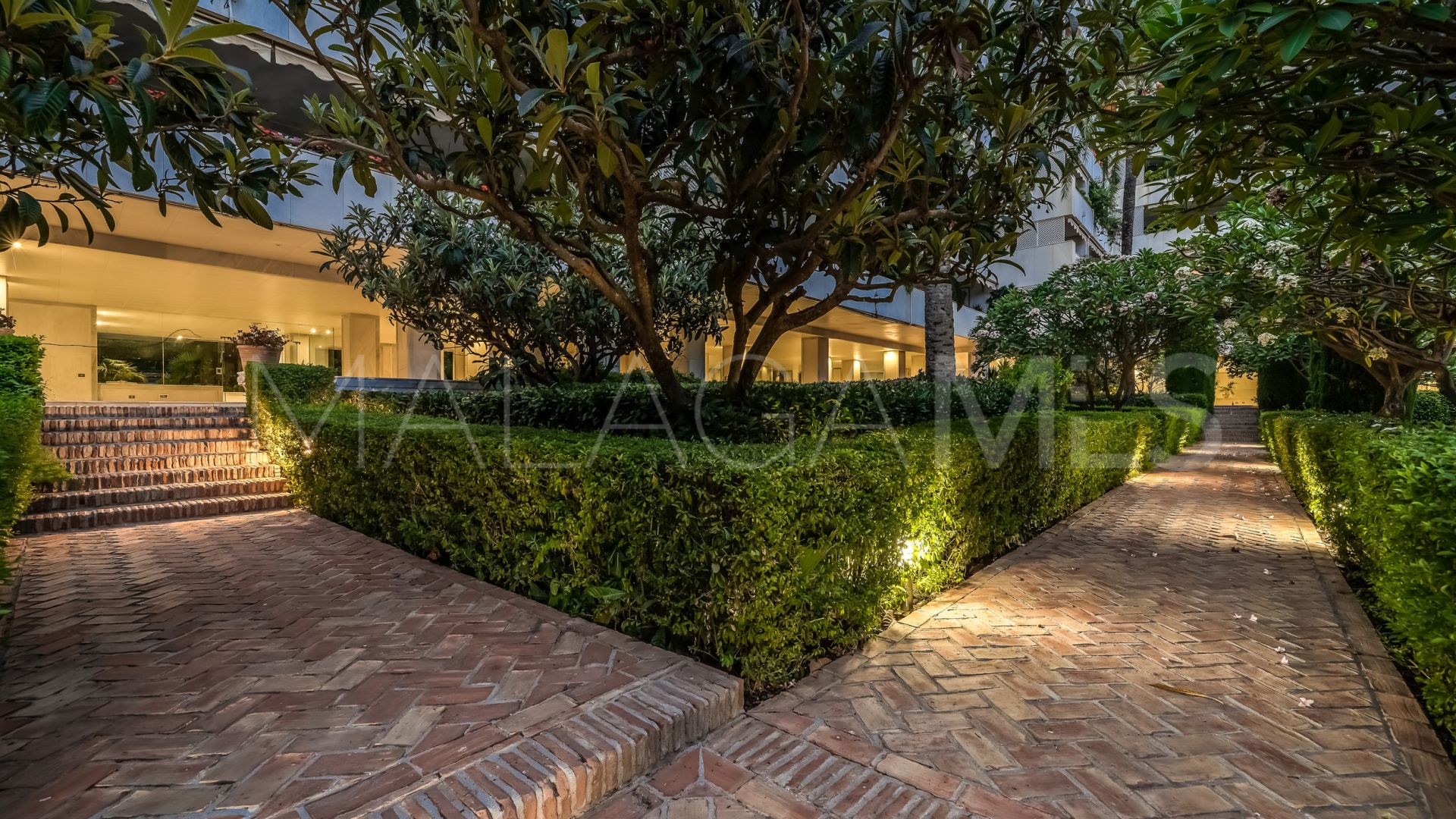 3 bedrooms apartment for sale in Marbella City