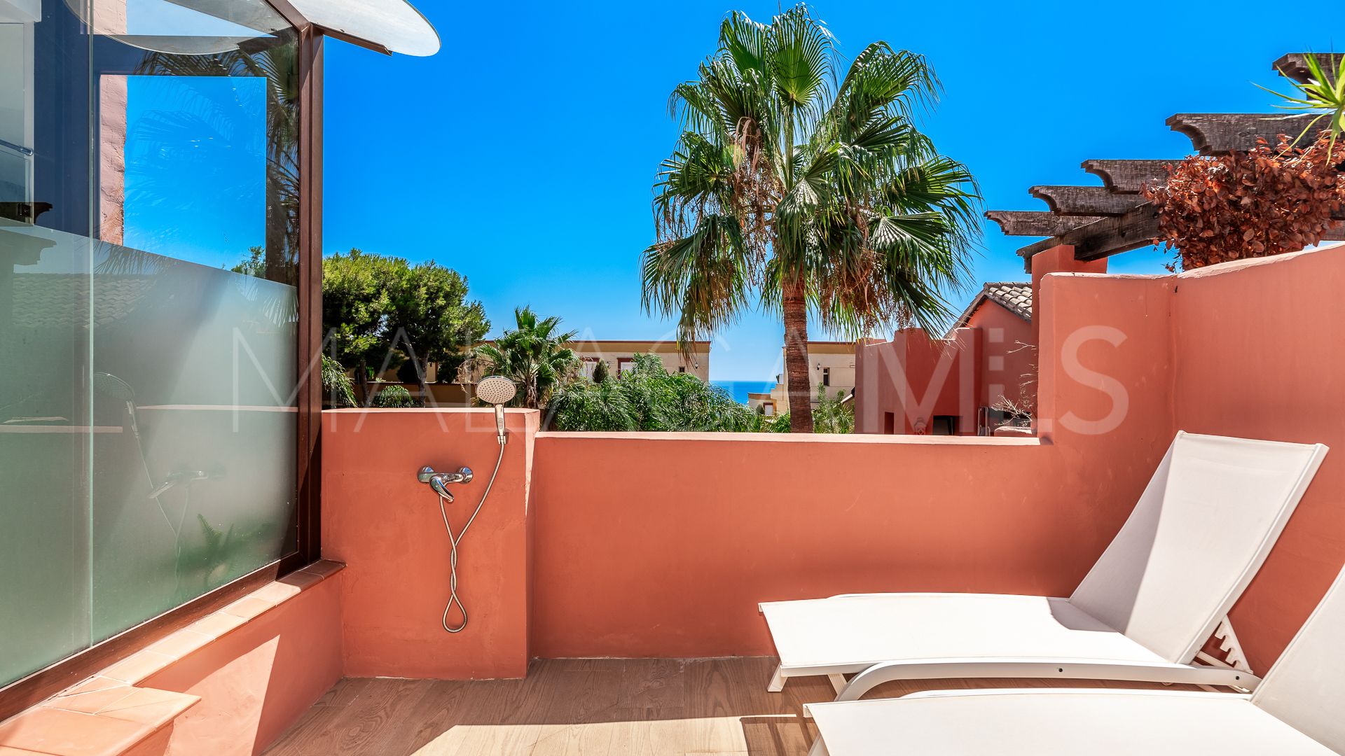 Appartement terrasse for sale in Elviria