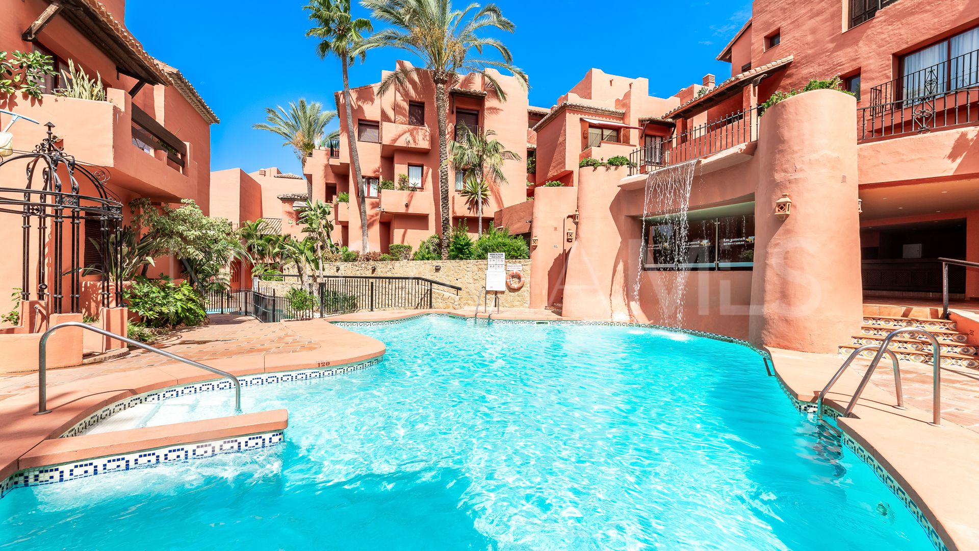 Elviria, Ático with 3 bedrooms for sale