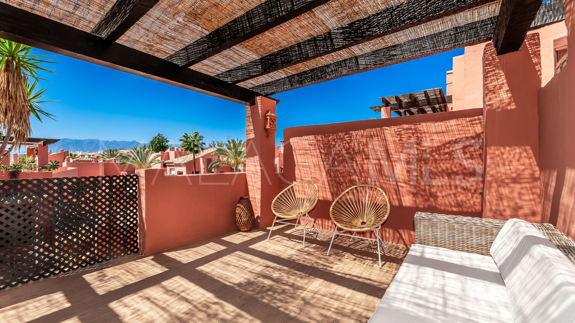 Appartement terrasse for sale in Elviria