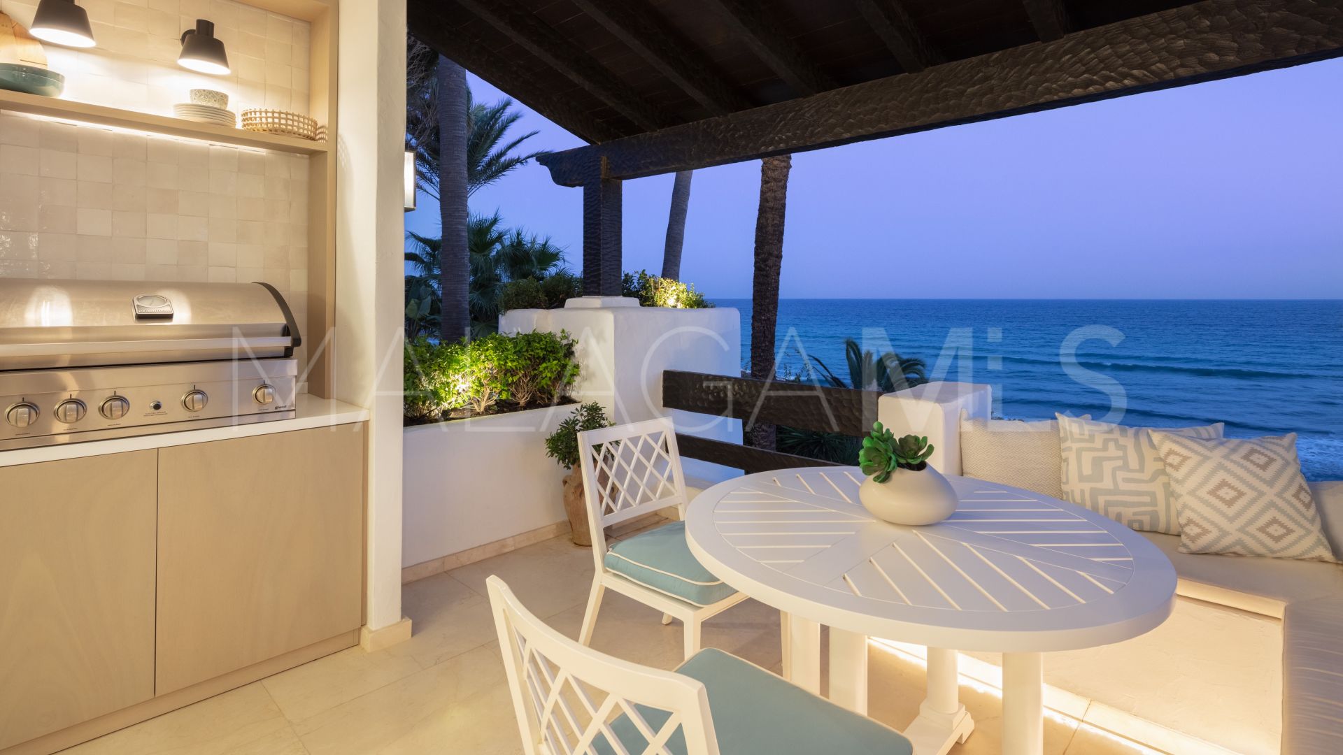 Appartement terrasse for sale in Beach Side Golden Mile