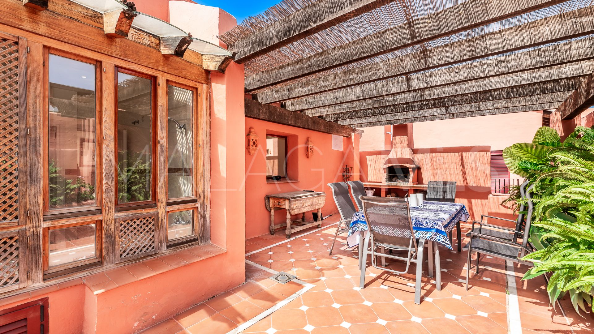 Penthaus for sale in Elviria