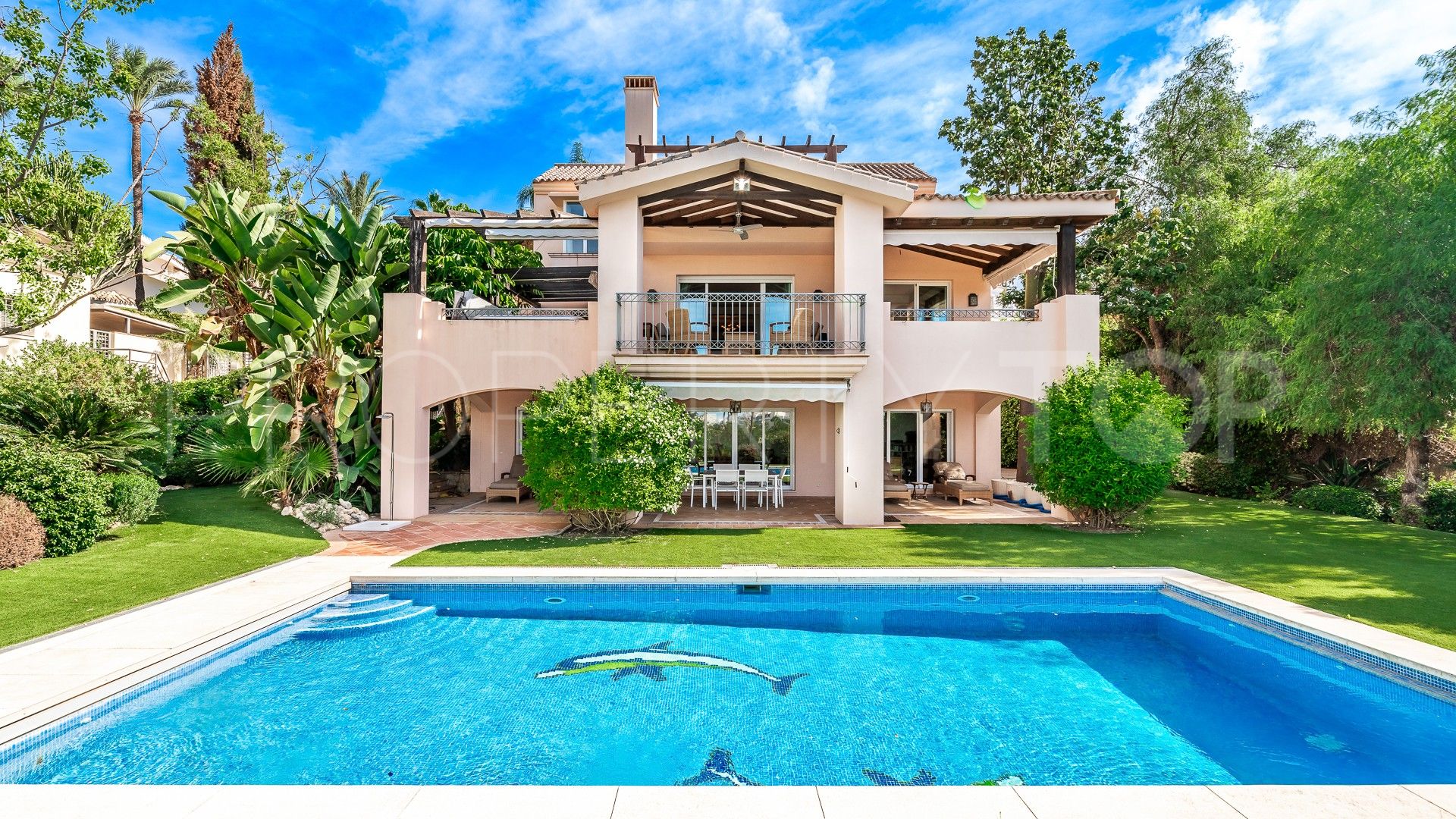 Villa for sale in El Rosario