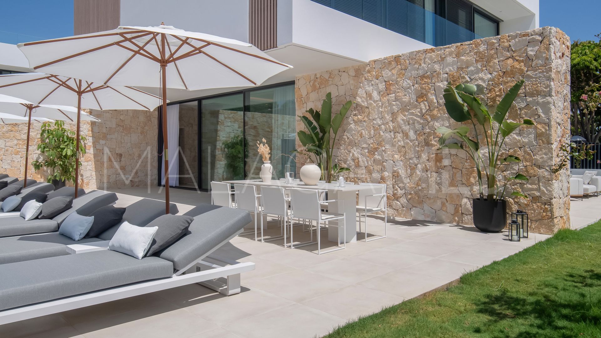 6 bedrooms villa for sale in San Pedro Playa