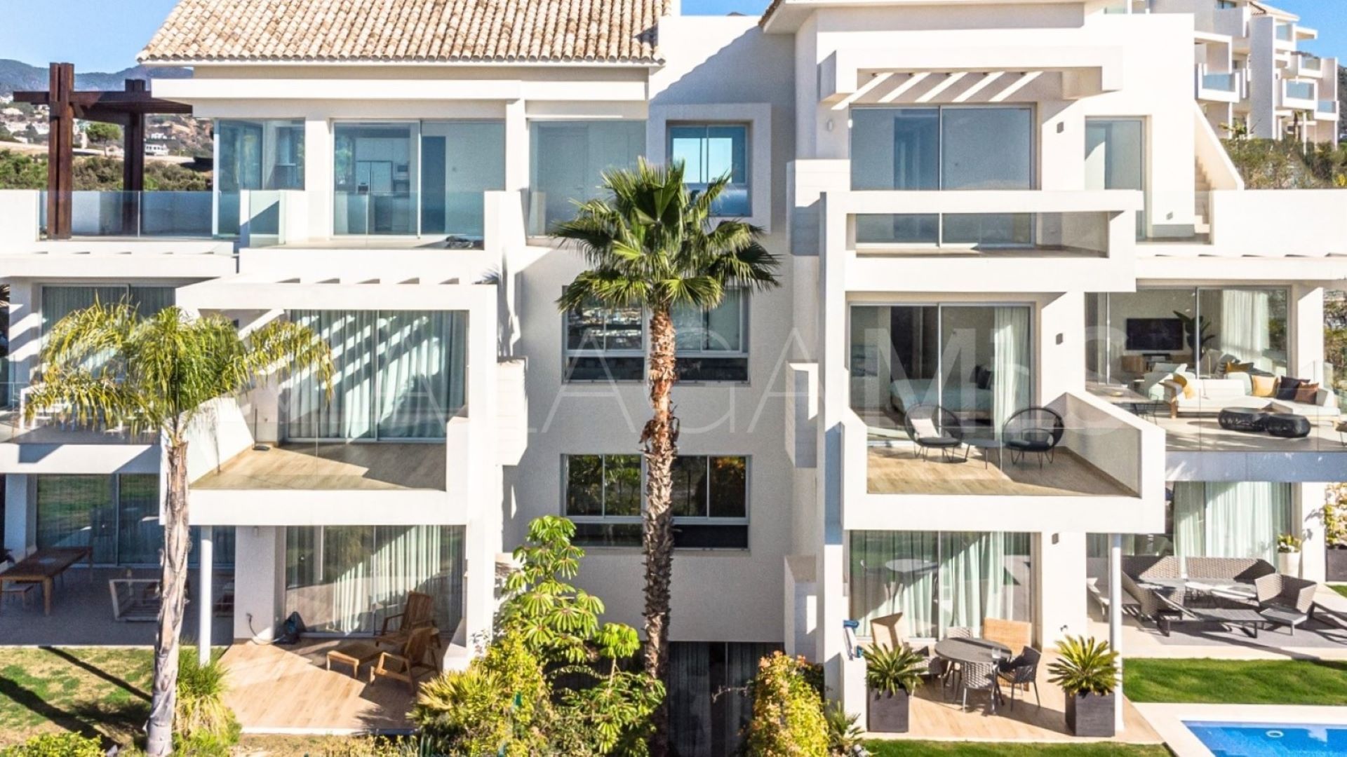 For sale Marbella Club Golf Resort apartment with 4 bedrooms