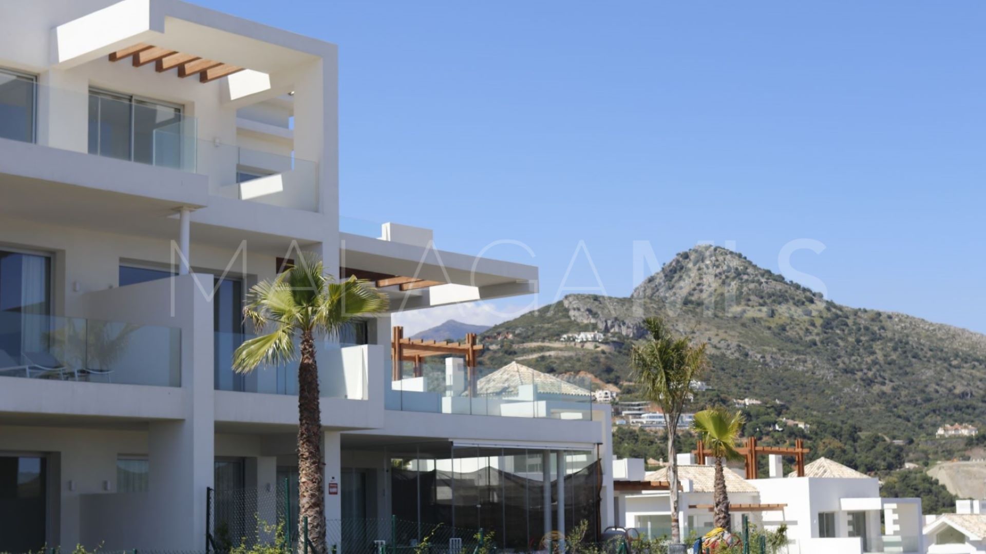 For sale Marbella Club Golf Resort apartment with 4 bedrooms